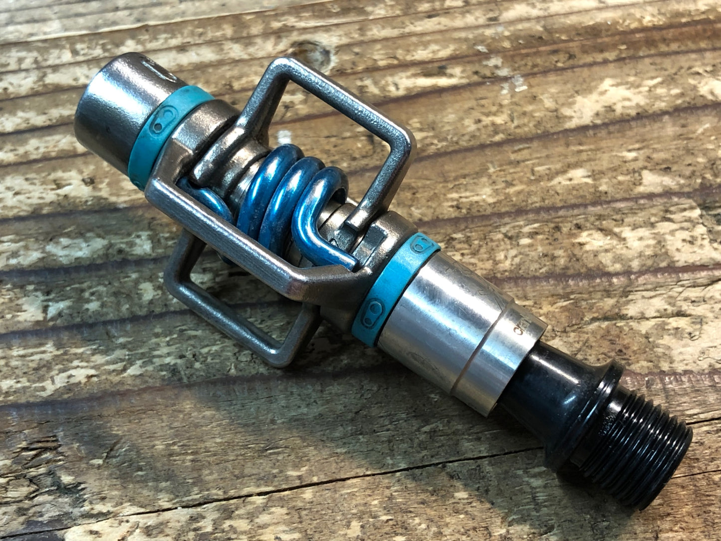 IX438 クランクブラザーズ CRANK BROTHERS エッグビーター EGG BEATER 3 ビンディングペダル 青
