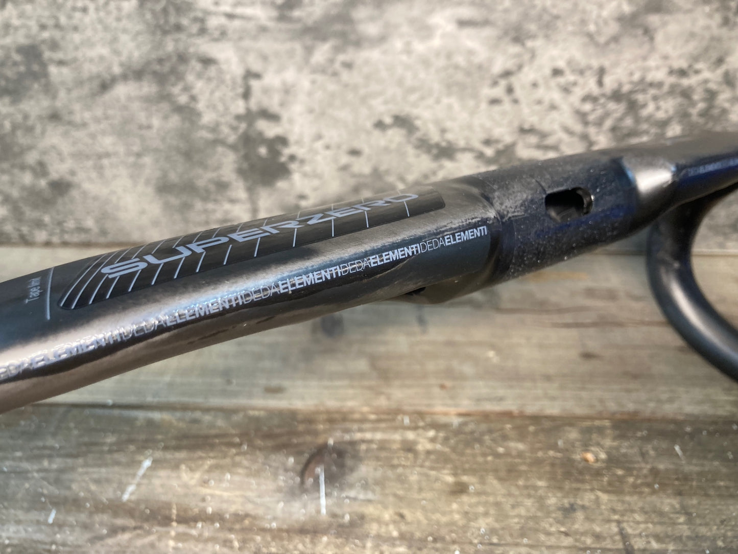IS326 デダエレメンティ DEDA ELEMENTI スーパーゼロ SUPERZERO DCR CARBON カーボン ドロップハンドル エンド外-外400mm Φ31.7 未使用