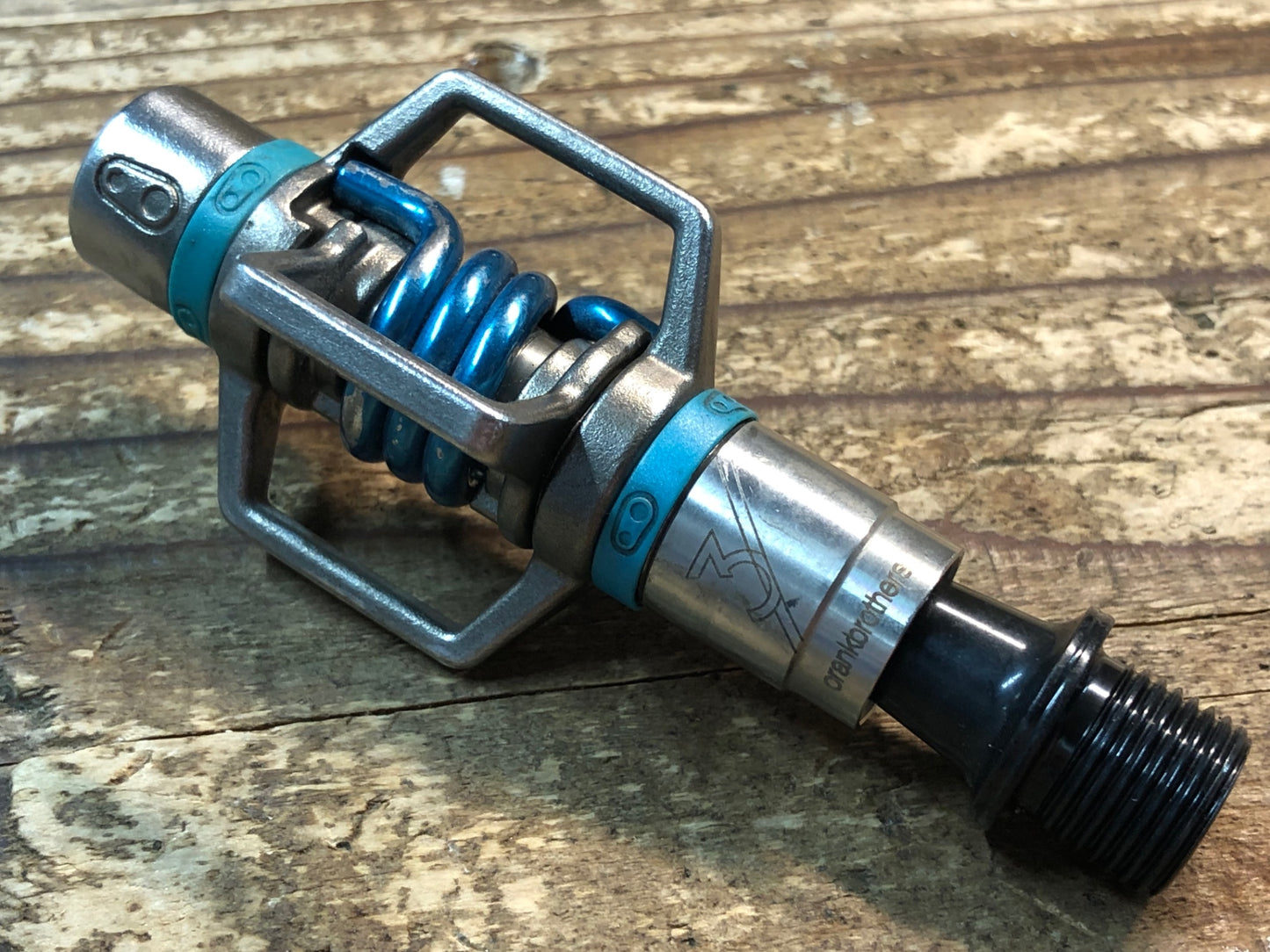 IX438 クランクブラザーズ CRANK BROTHERS エッグビーター EGG BEATER 3 ビンディングペダル 青