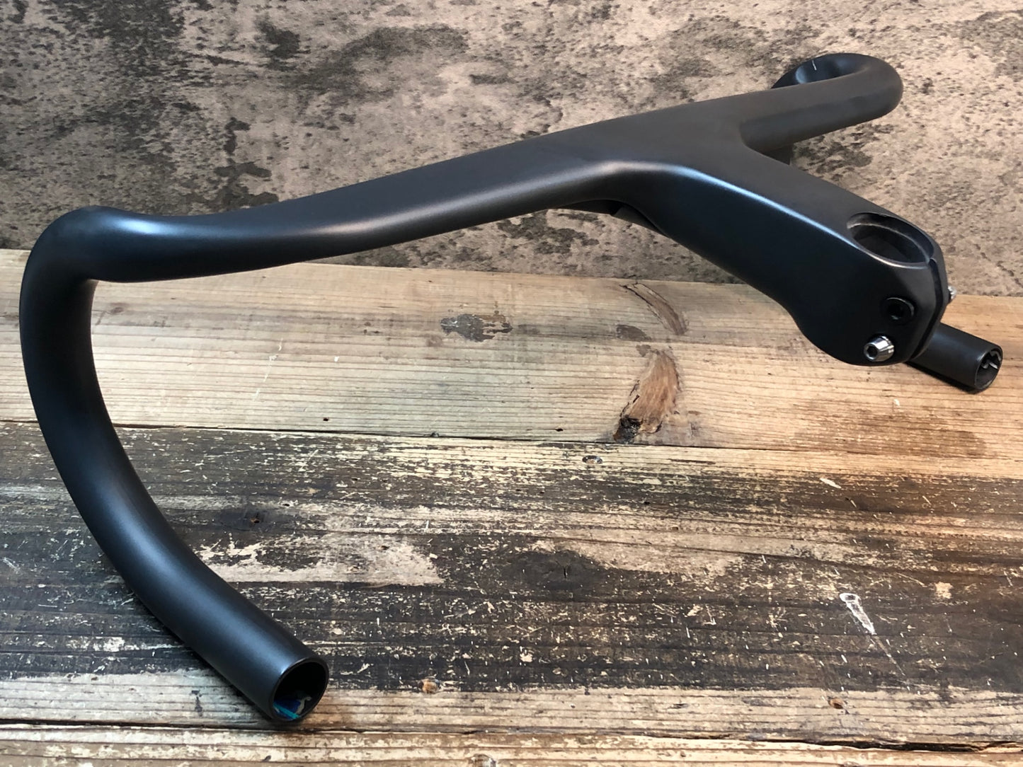IX557 未使用 ボントレガー BONTRAGER アイオロス AEOLUS RSL 一体型 ドロップハンドル 400mmエンドC-C 110mm OS