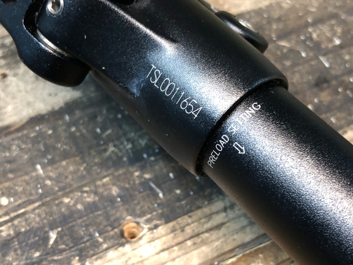 IS829 サンツアー SR SUNTOUR NCX サスペンション シートポスト Φ27.2 350mm