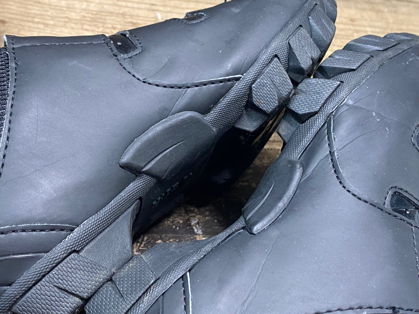 JC682 フィジーク FIZIK M6 MTB ビンディングシューズ 黒 EU37.5 SPD ※ペン字あり
