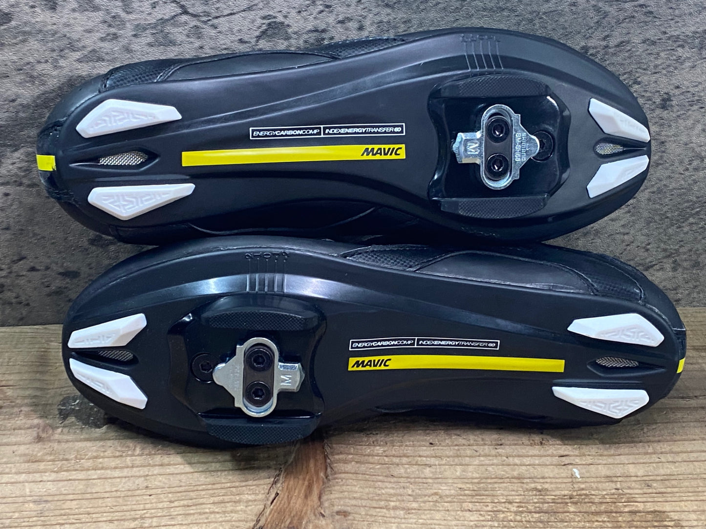 JC698 未使用品 マヴィック MAVIC COSMIC ELITE ビンディングシューズ 黒 EU40 SPDアタッチメント ペン字あり