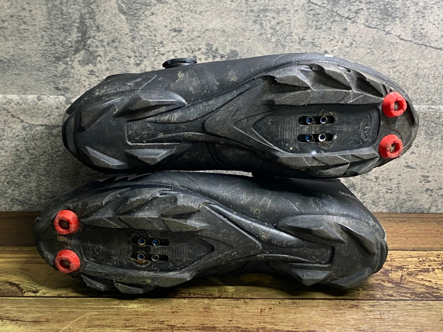 IY842 ノースウェーブNORTHWAVE RAPTOR GTX ビンディングシューズ 黒 GORE-TEX EU43