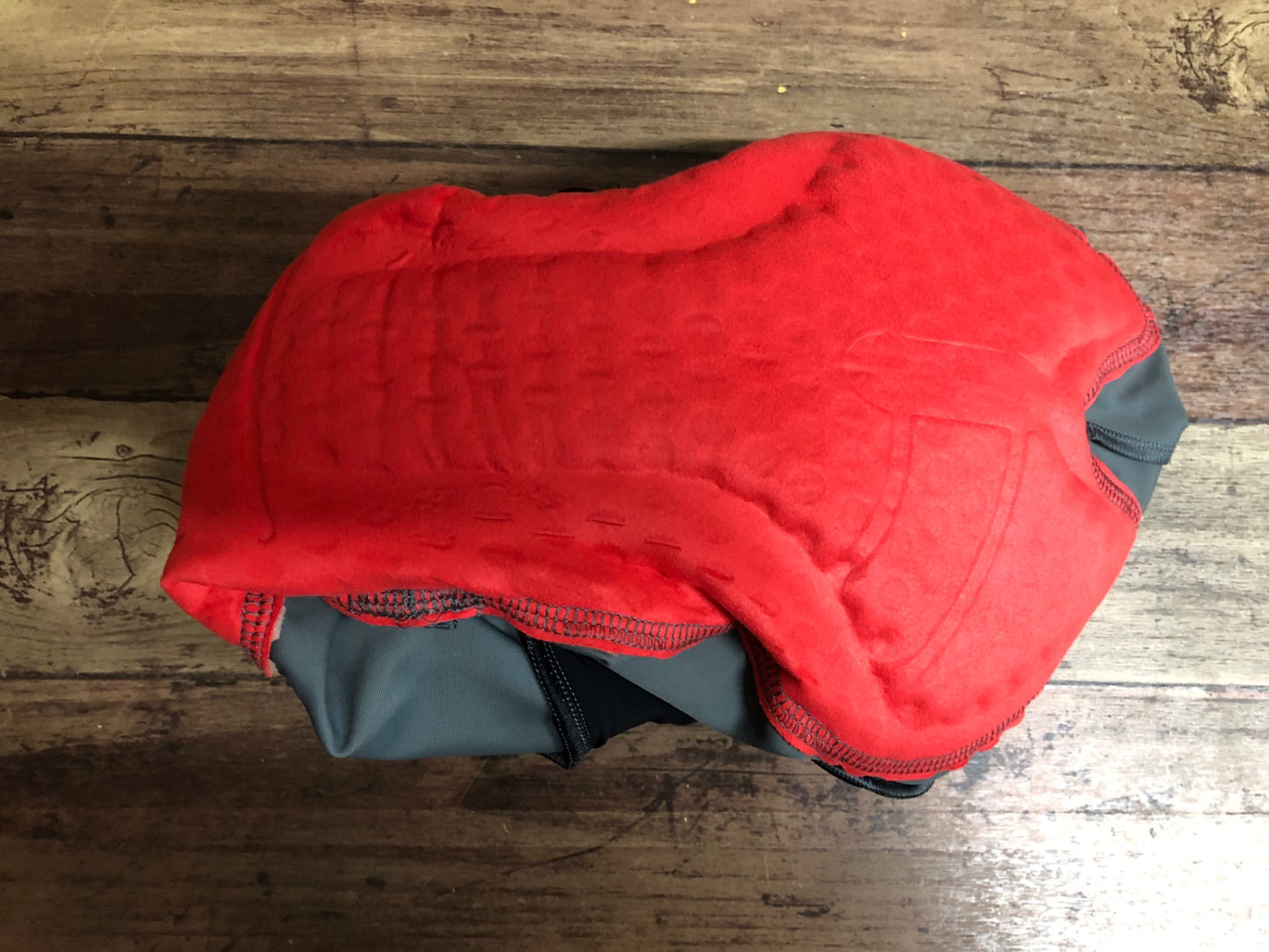 IL526 カステリ CASTELLI ビブショーツ カーキ XL