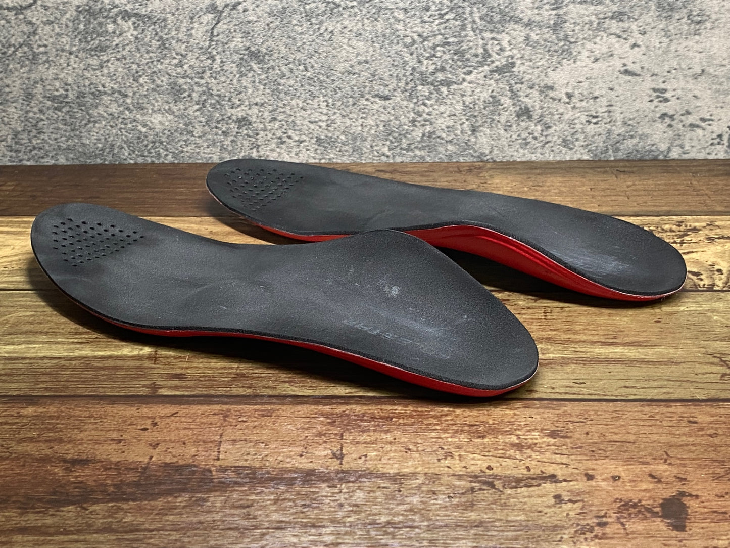 IX272 ソールスター SOLESTAR インソール カーボン 赤 実測25.0cm