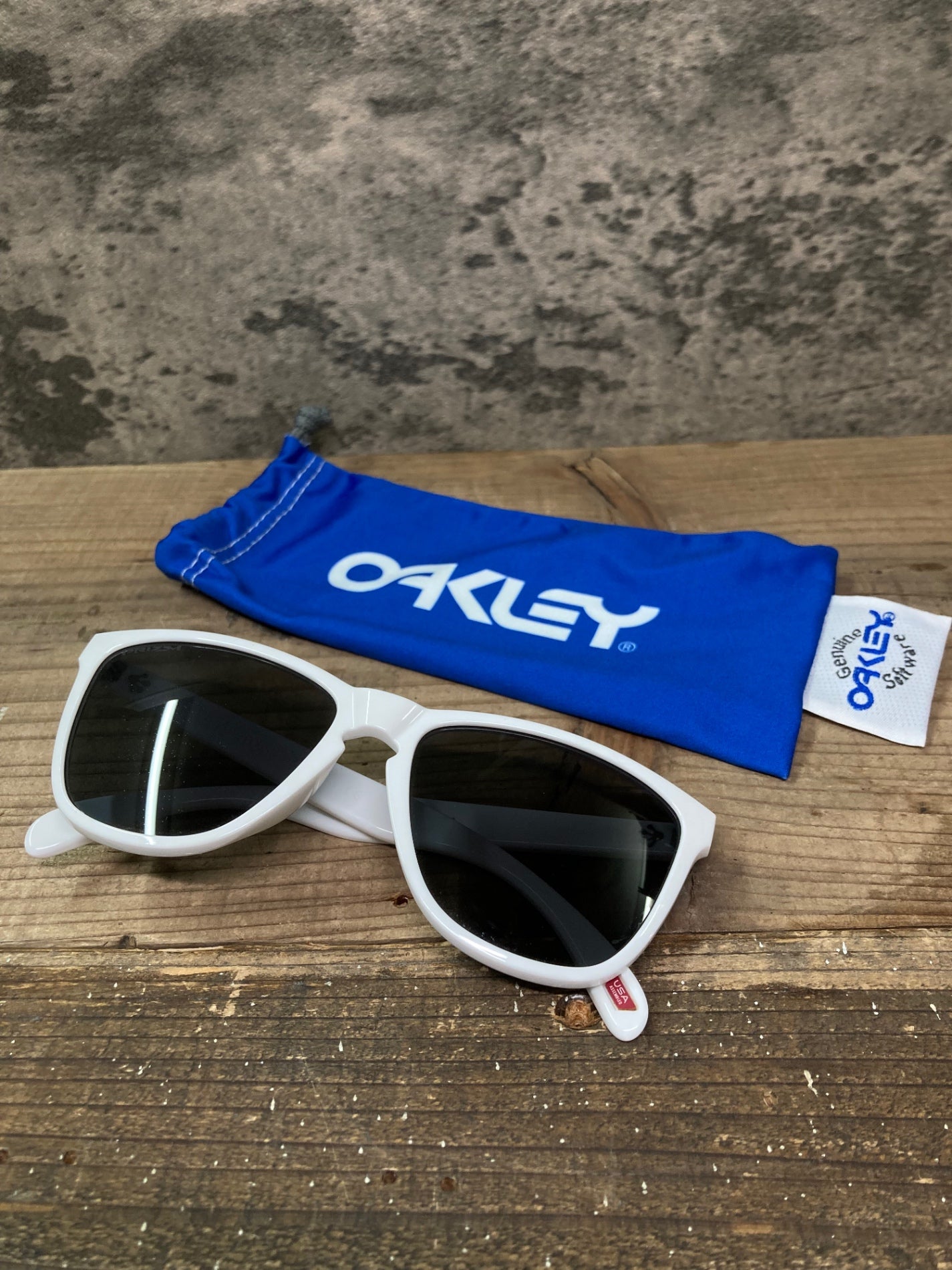 IP538 オークリー OAKLEY フロッグスキン FROGSKINS アイウェア サングラス 白 PRIZM