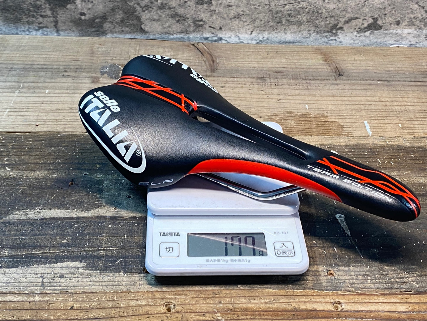 IS267 セライタリア selle italia SLR TEAM EDITION サドル 黒 赤 TI316レール