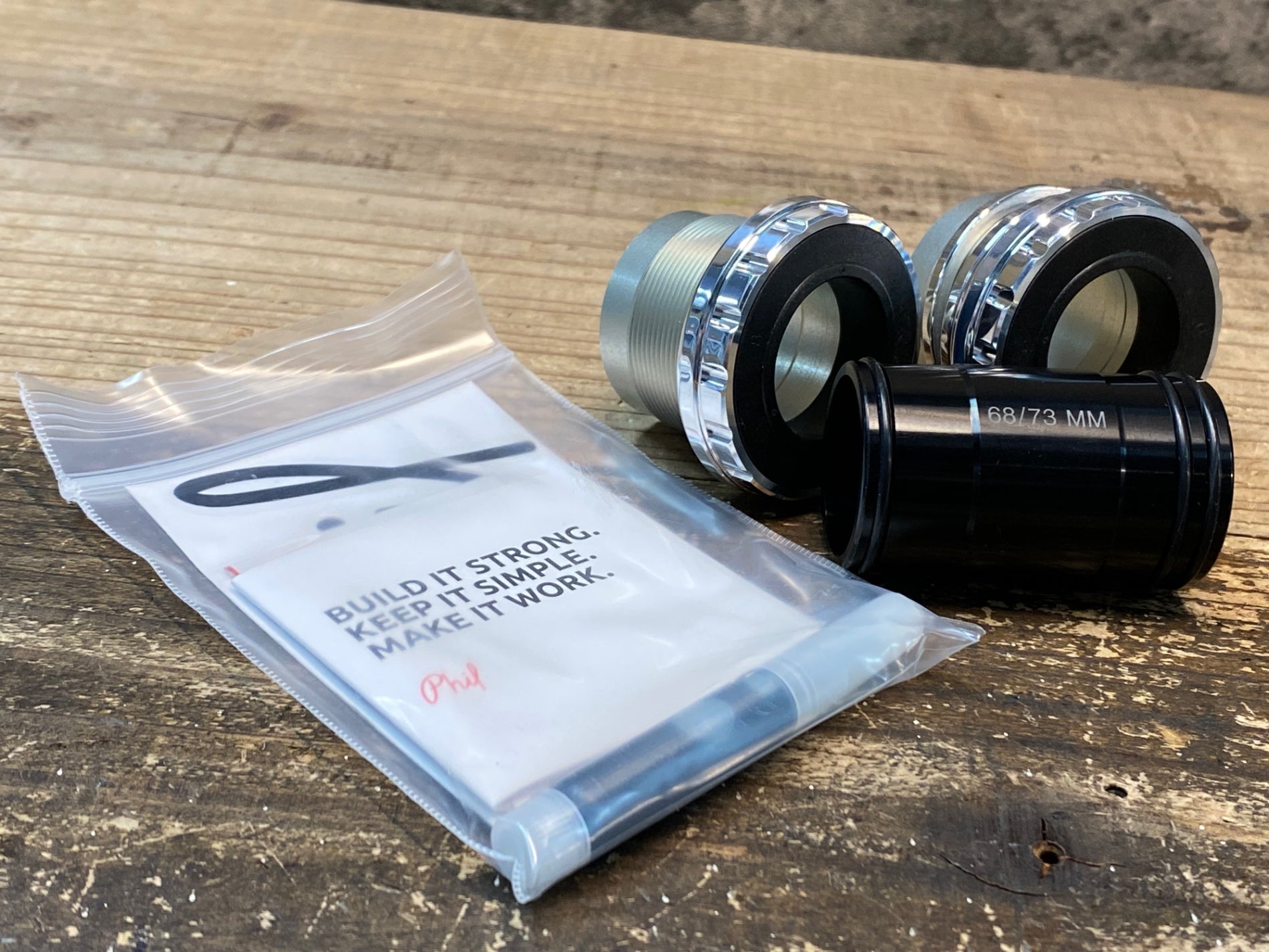 PHILWOOD outboard bottom bracket シマノ用 Phil Wood Outboard Bottom Bracket | Retrogression