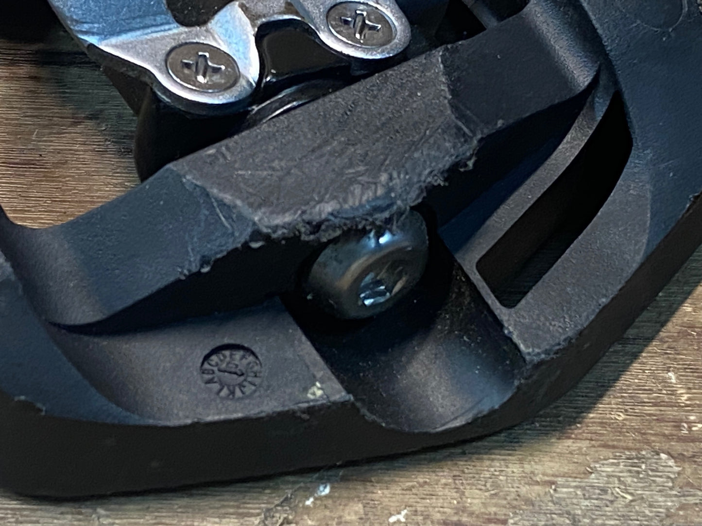 IF123 シマノ SHIMANO PD-T421 クリッカー CLICK'R ビンディングペダル SPD 片面フラット