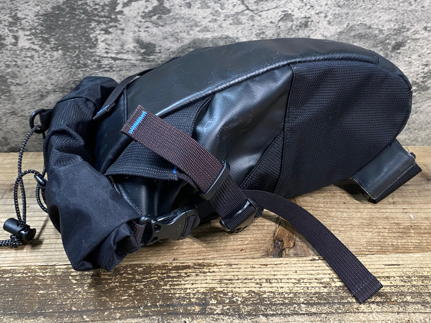 JC147 オーストリッチ OSTRICH サドルバッグ 黒