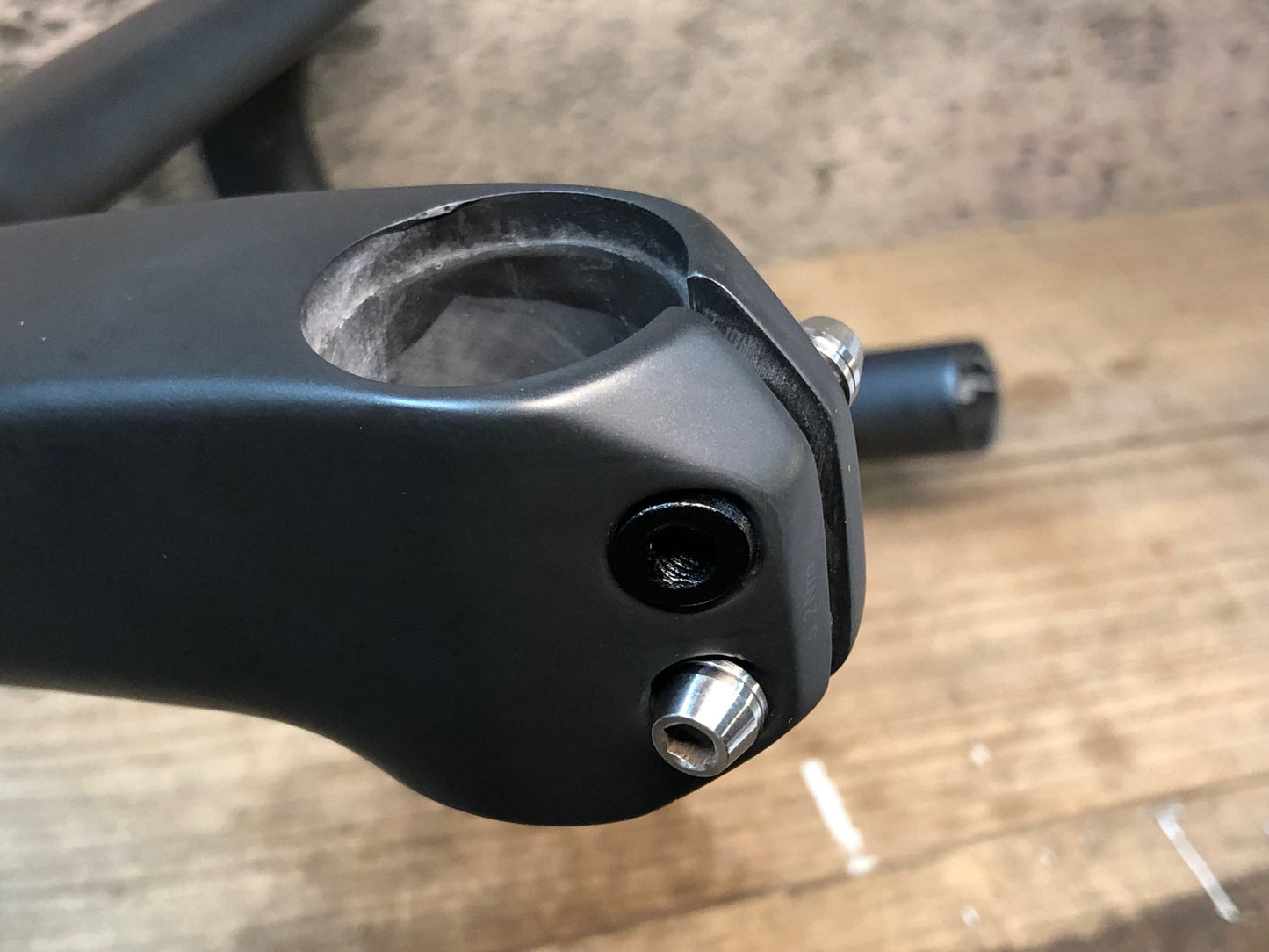 IX557 未使用 ボントレガー BONTRAGER アイオロス AEOLUS RSL 一体型 ドロップハンドル 400mmエンドC-C 110mm OS