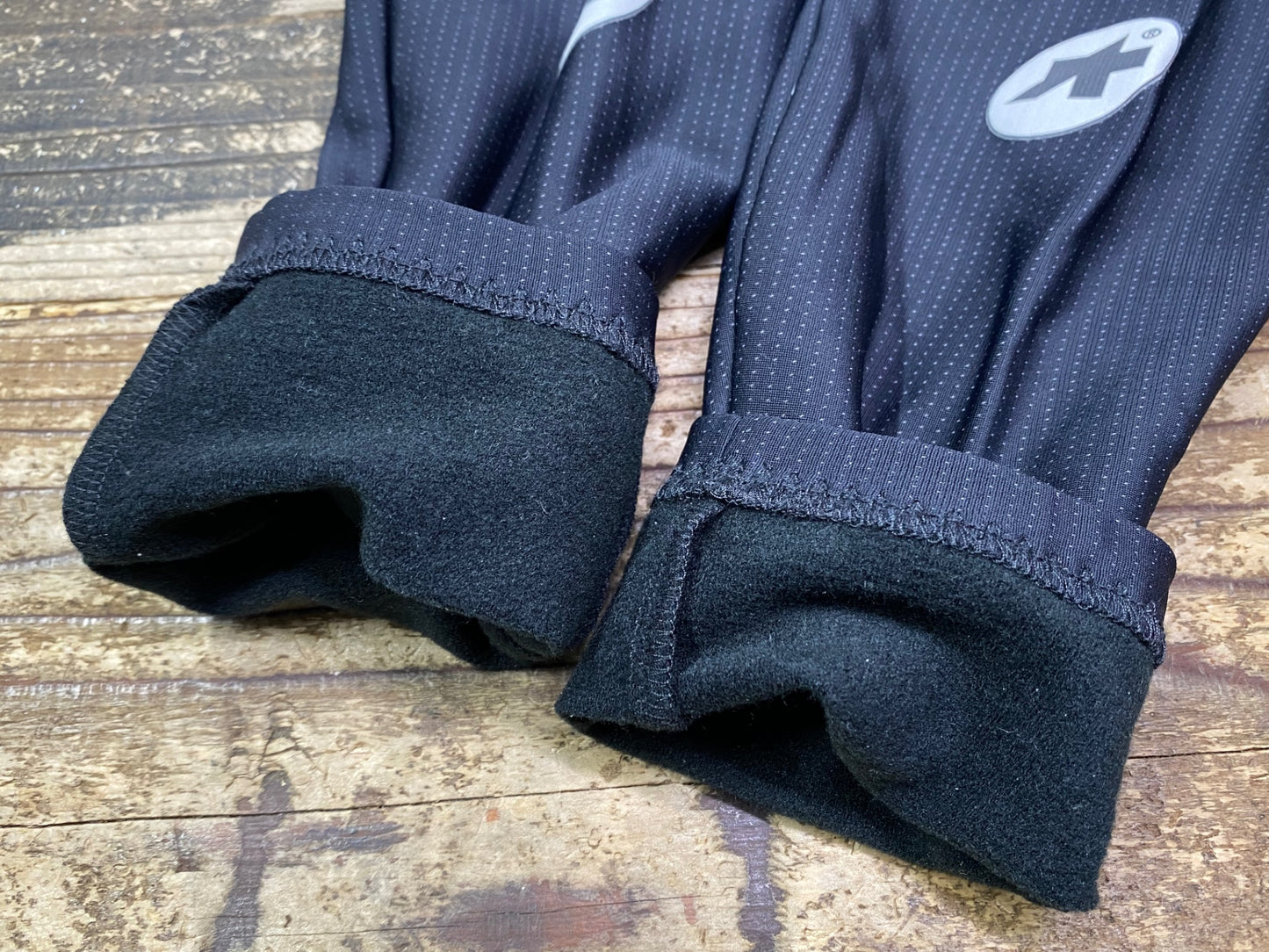 IW210 アソス assos レッグウォーマー 黒 裏起毛 I