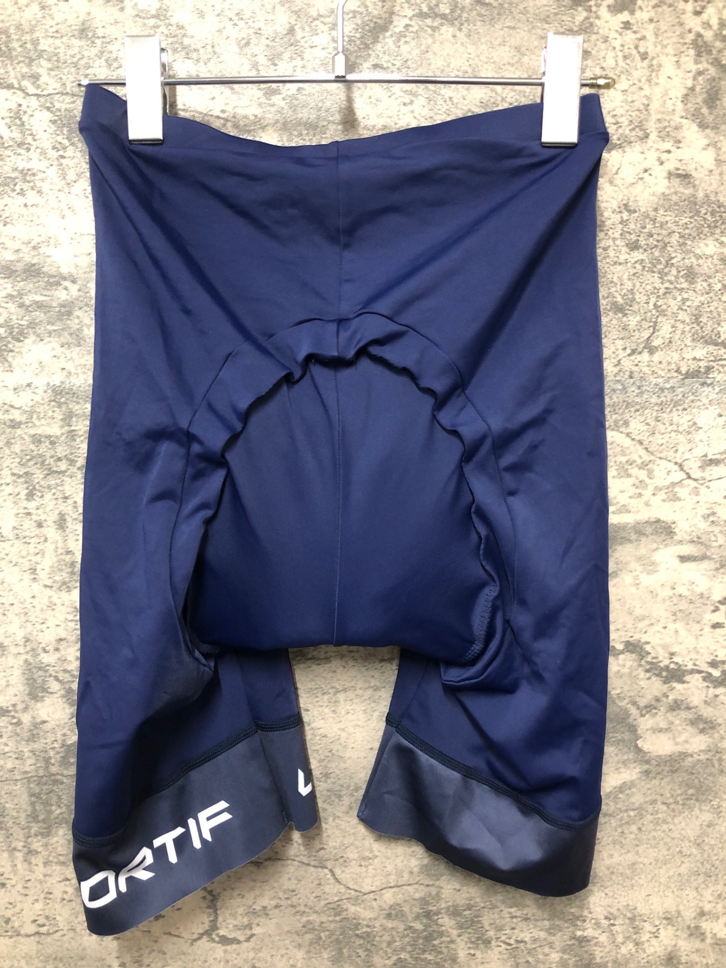 IZ911 ルコックスポルティフ le coq sportif レーサーパンツ 紺 M