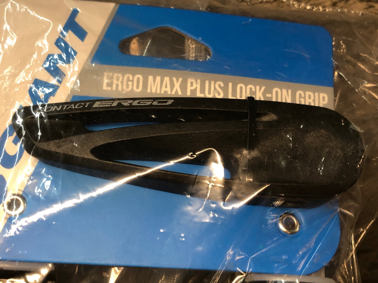 IW148 ジャイアント GIANT ERGO MAX PLUS LOCK-ON GRIP グリップ