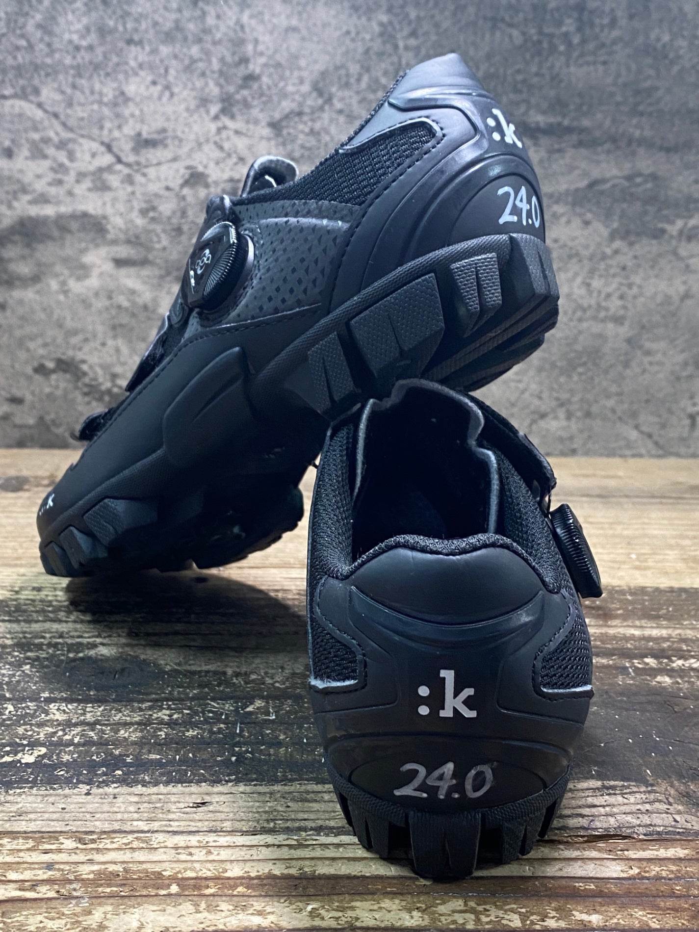 JC682 フィジーク FIZIK M6 MTB ビンディングシューズ 黒 EU37.5 SPD ※ペン字あり
