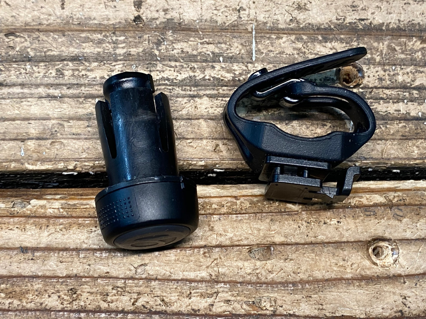 IY696 ボントレガー BONTRAGER FLARE RT ION 200 RT ライト 前後セット ※バーエンドスイッチ付属