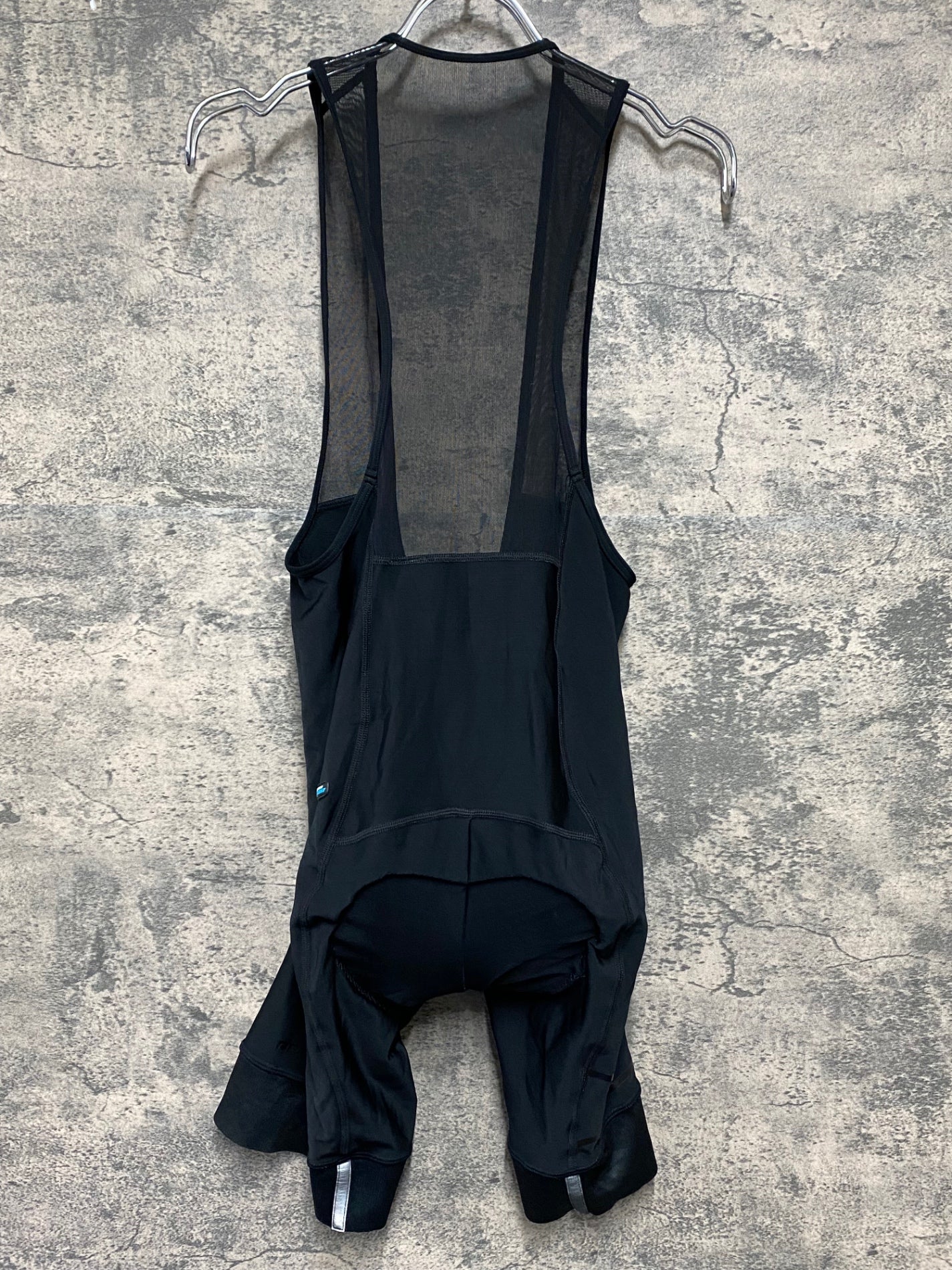 IW231 パールイズミ PEARL iZUMi ビブショーツ 黒 L ※ロゴ剥げ