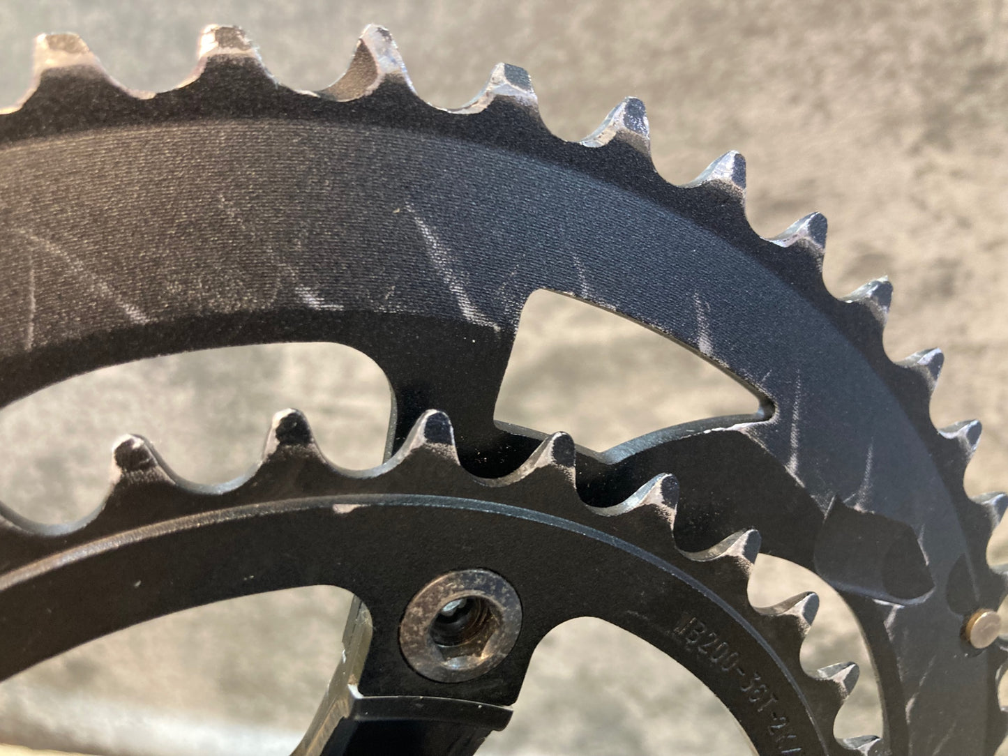 IN685 FSA ゴッサマー GOSSAMER BB30 クランクセット 175mm 52/36T