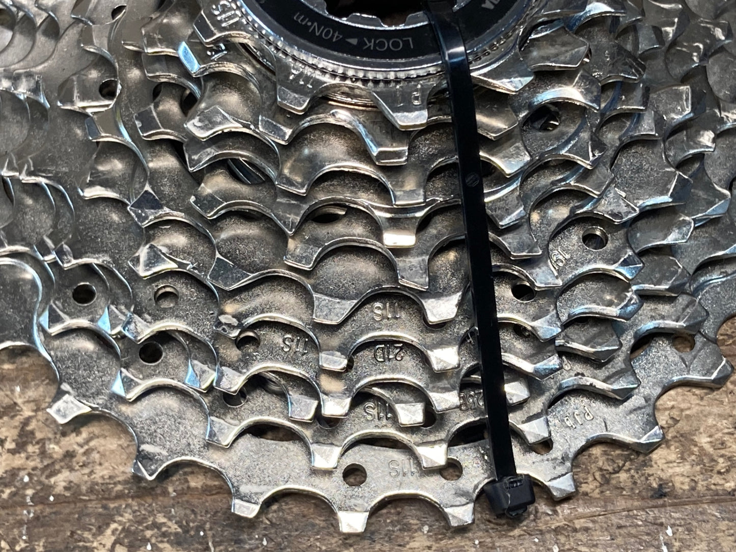 IT740 シマノ SHIMANO 105 CS-5800 スプロケット 11-28T 11S