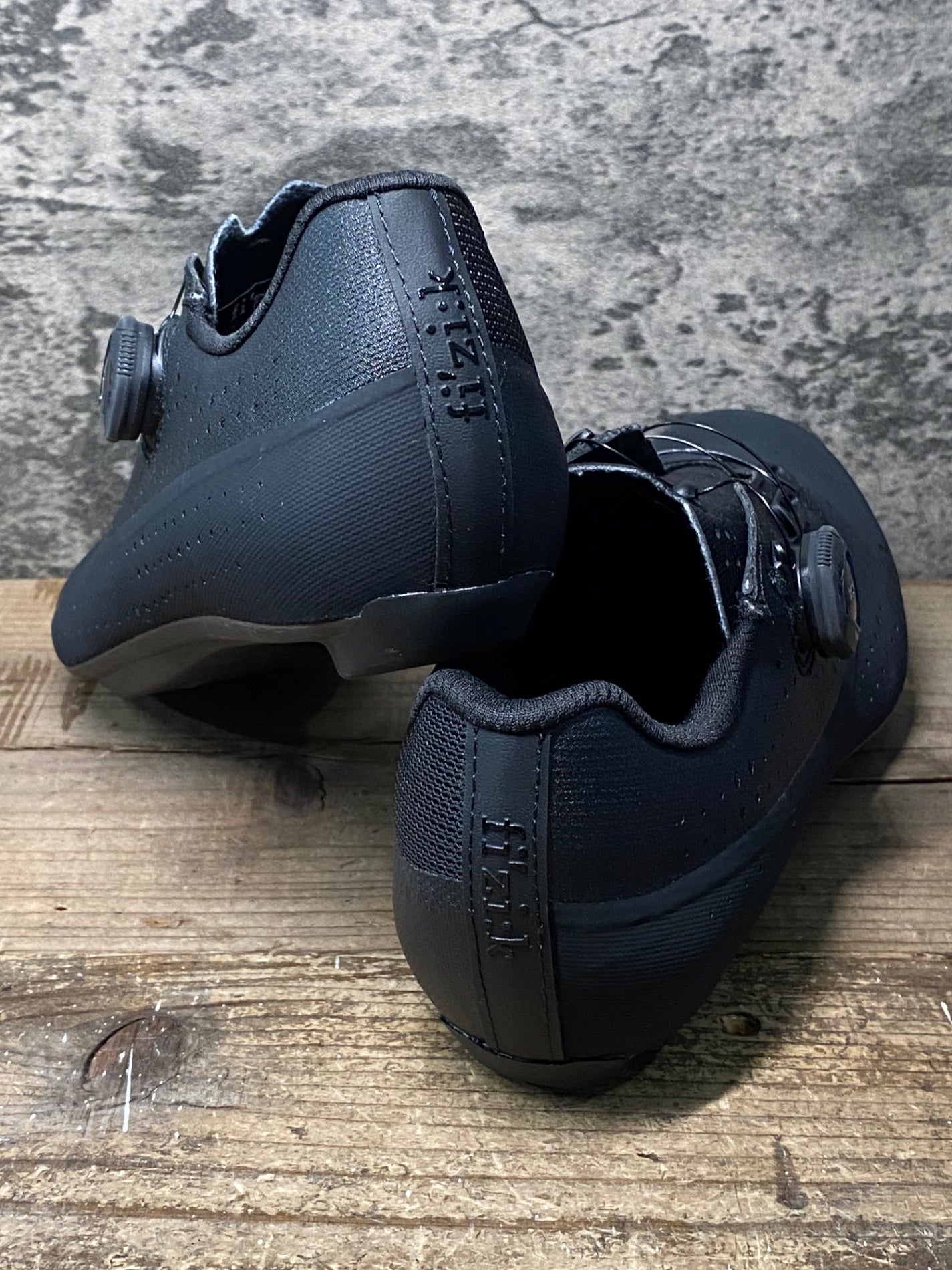IX026 フィジーク fizik テンポ TEMPO CUVER R4 ビンディングシューズ SPD-SL ブラック EU41