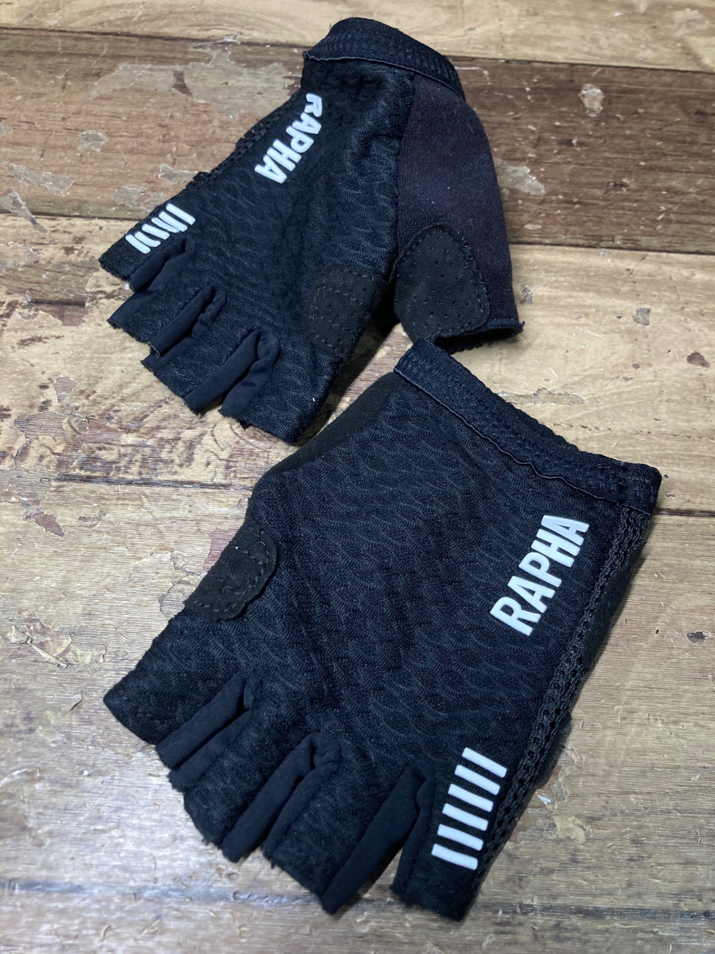 GU394 ラファ Rapha PRO TEAM MITTS 指切り サイクルグローブ 黒 サイズ不明 ※スレ有