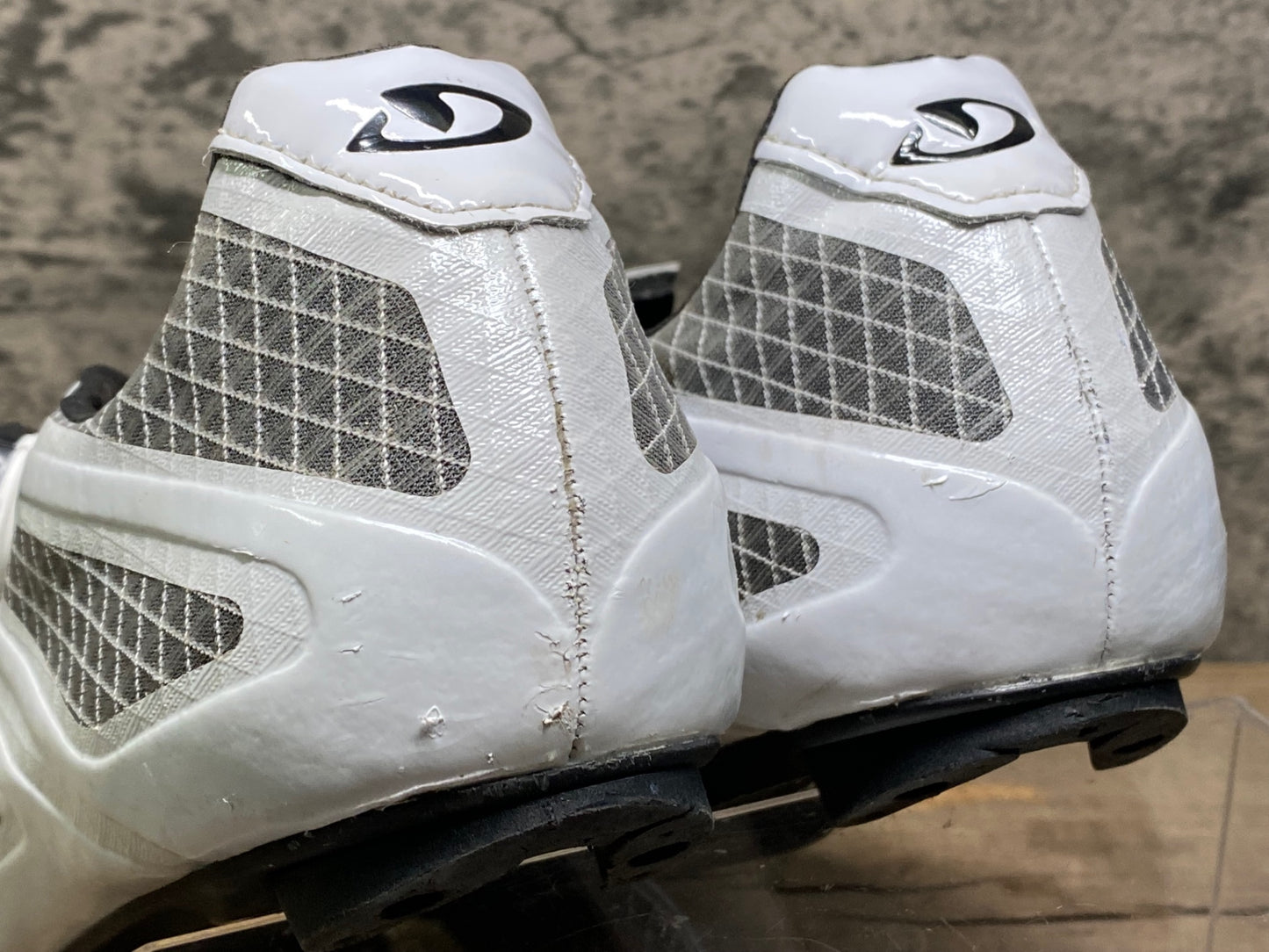 IX014 ジロ GIRO インペリアル IMPERIAL ビンディングシューズ EU41 白 SPD-SL