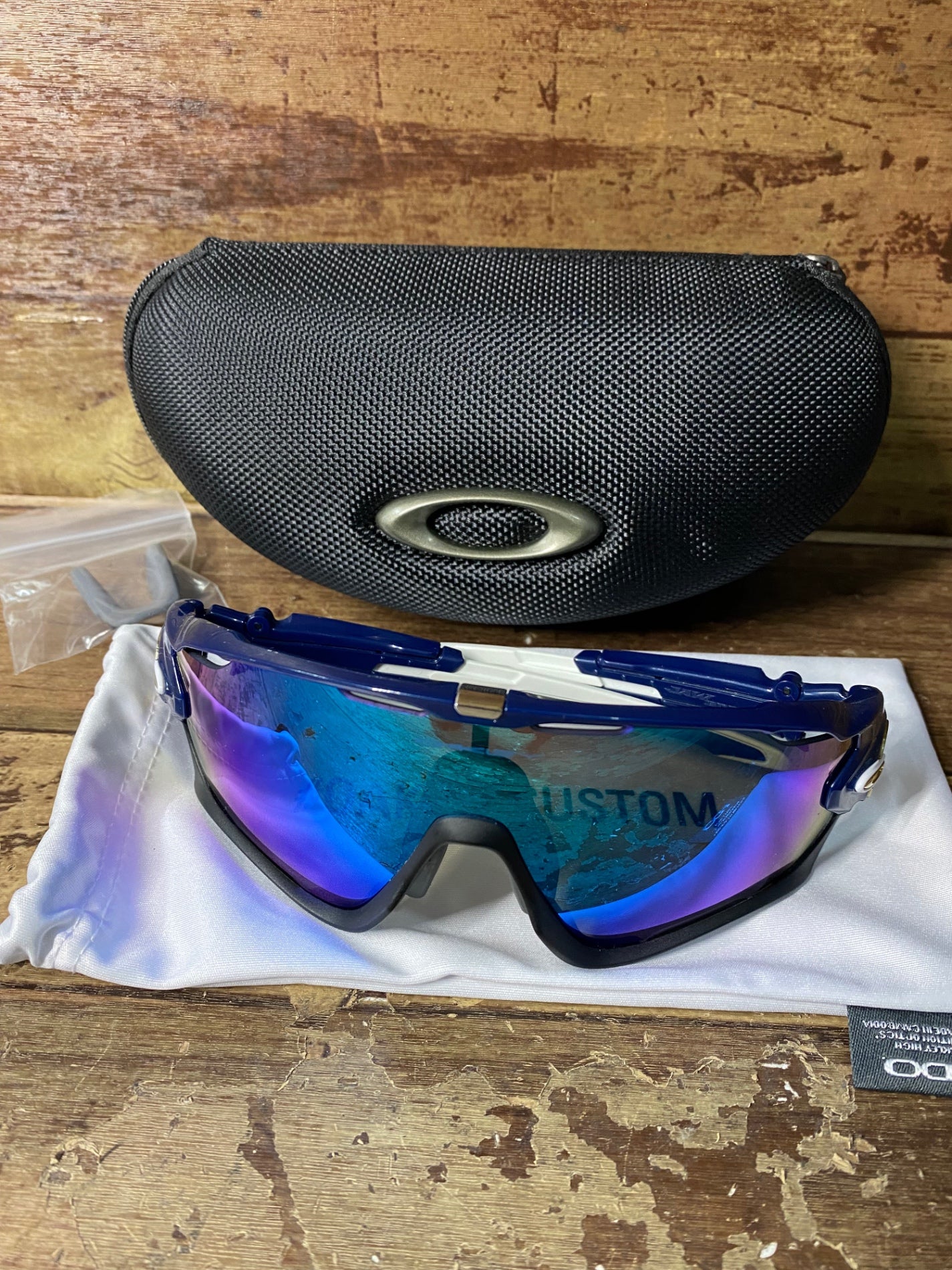 IE793 オークリーOAKLEY ジョウブレイカー JAWBREAKER アイウェア サングラス 白紺 – BICI AMORE EQ STORE