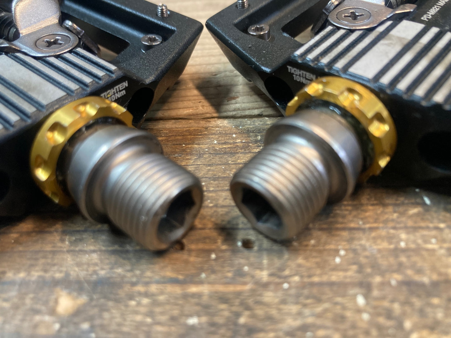 IP624 シマノ SHIMANO セイント SAINT PD-M821 ビンディングペダル SPD