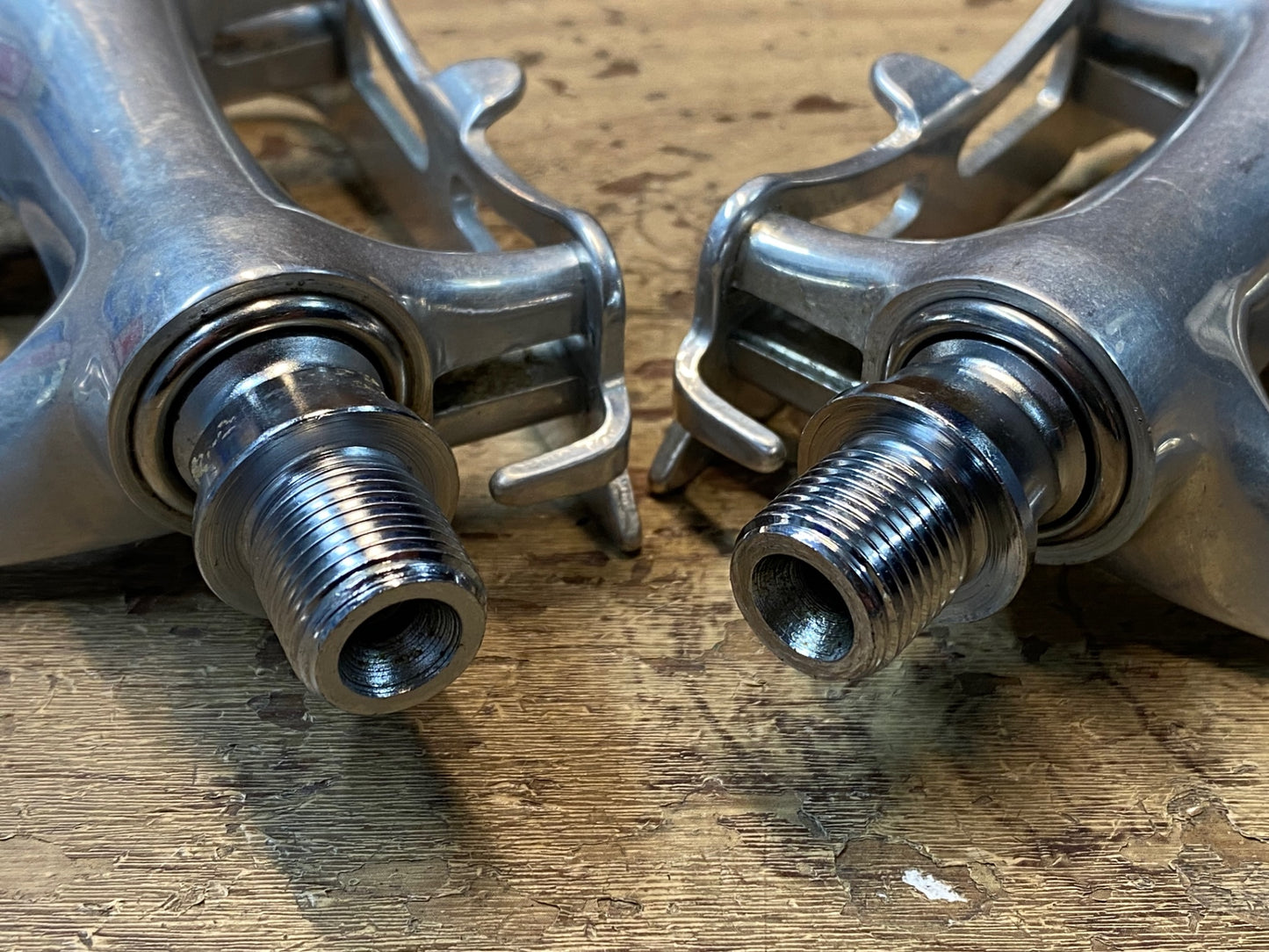 IN078 カンパニョーロ Campagnolo Cレコード C RECORD エアロ フラットペダル シルバー