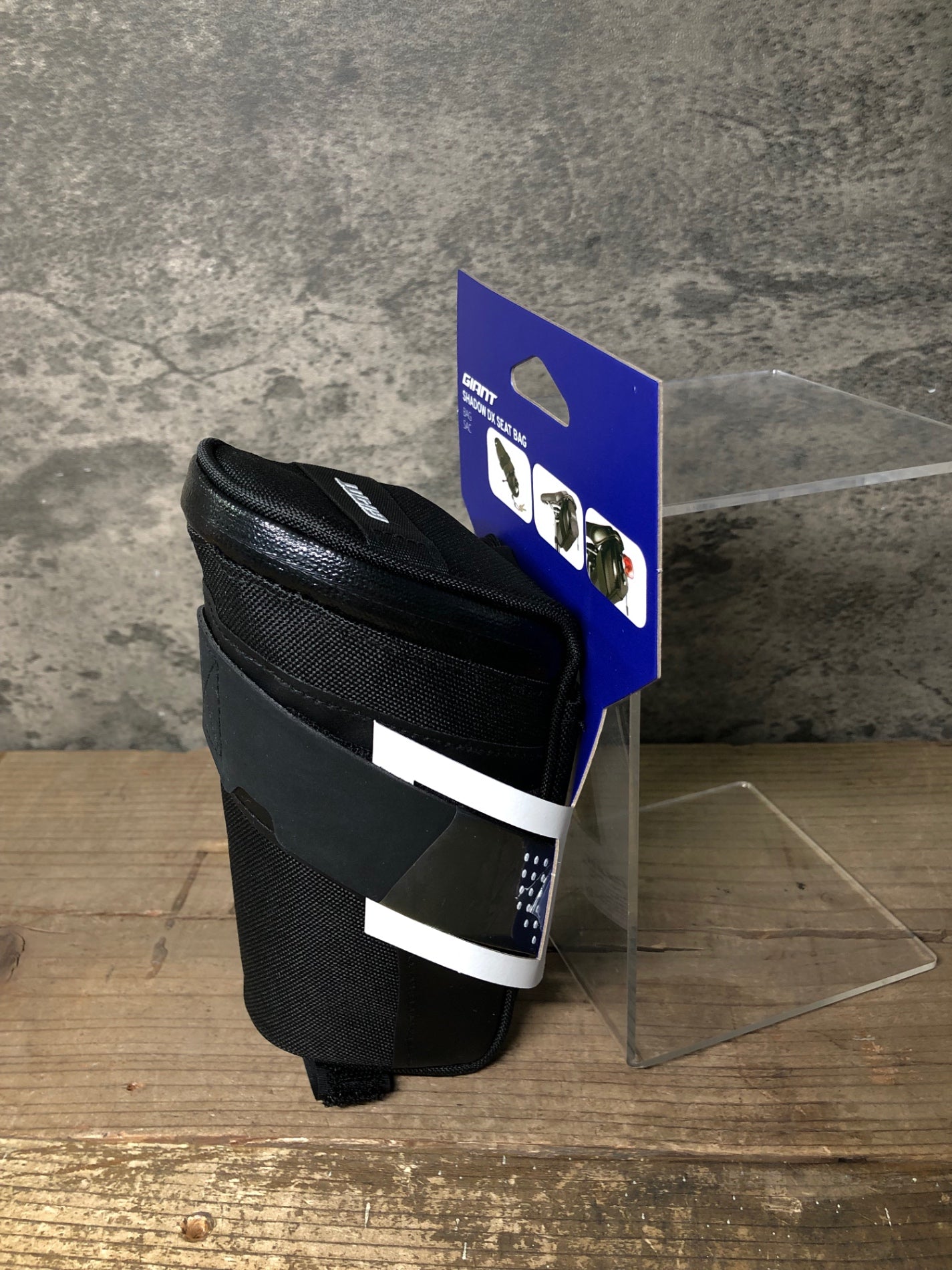 IV772 ジャイアント GIANT SHADOW DX SEAT BAG サドルバッグ