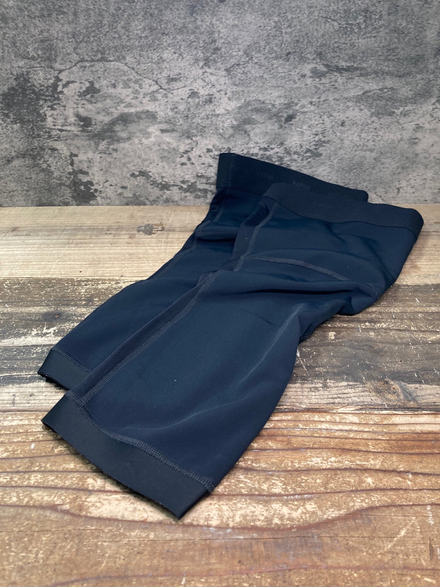 IV526 ラファ Rapha PRO TEAM KNEE WARMERS ニーウォーマー 黒 M 裏起毛