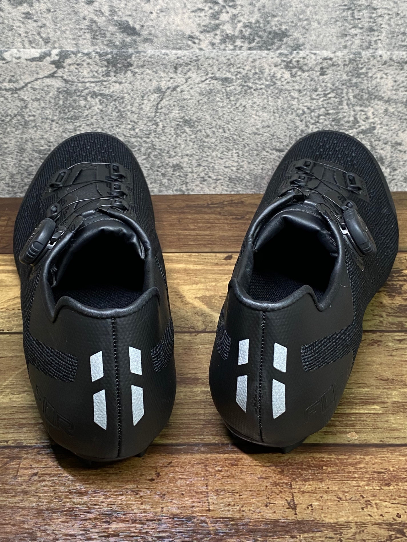IY379 FLR F-11 ビンディングシューズ 黒 EUR45 SPD-SL 美品