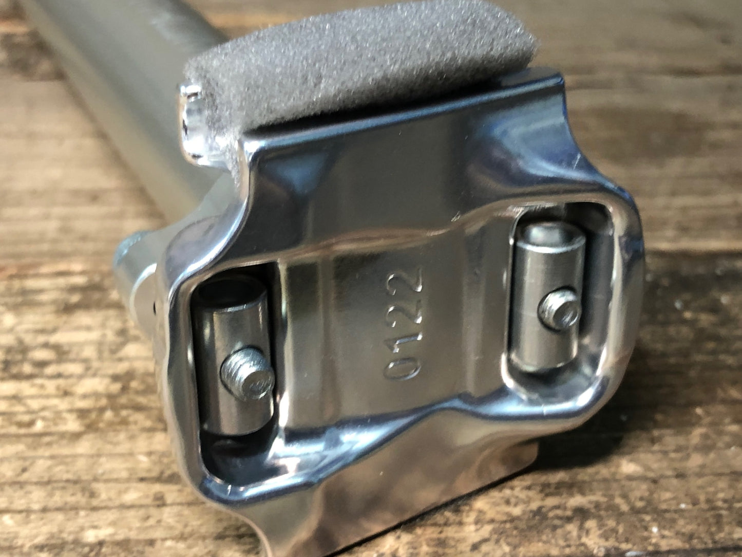 IZ481 トムソン THOMSON Elite アルミ シートポスト 250mm Φ27.2 SB0mm シルバー 未使用