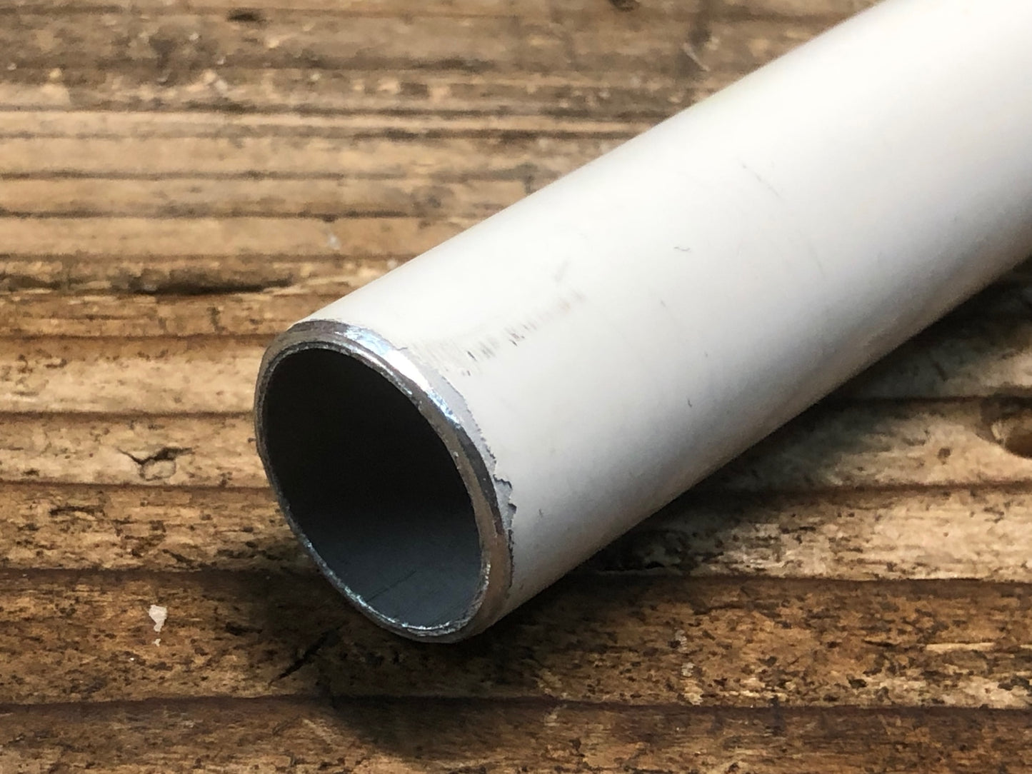 IT988 ANSWER PROTAPER 720AM アルミ フラットバー 白 Φ31.8 620mm ※カット済み
