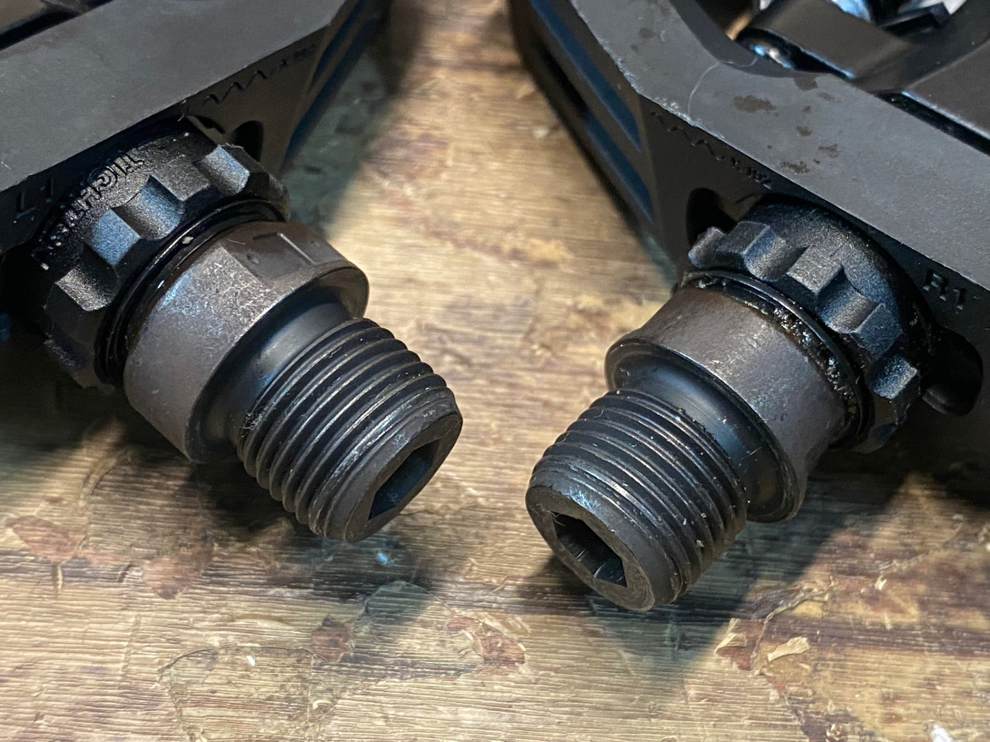 IF123 シマノ SHIMANO PD-T421 クリッカー CLICK'R ビンディングペダル SPD 片面フラット