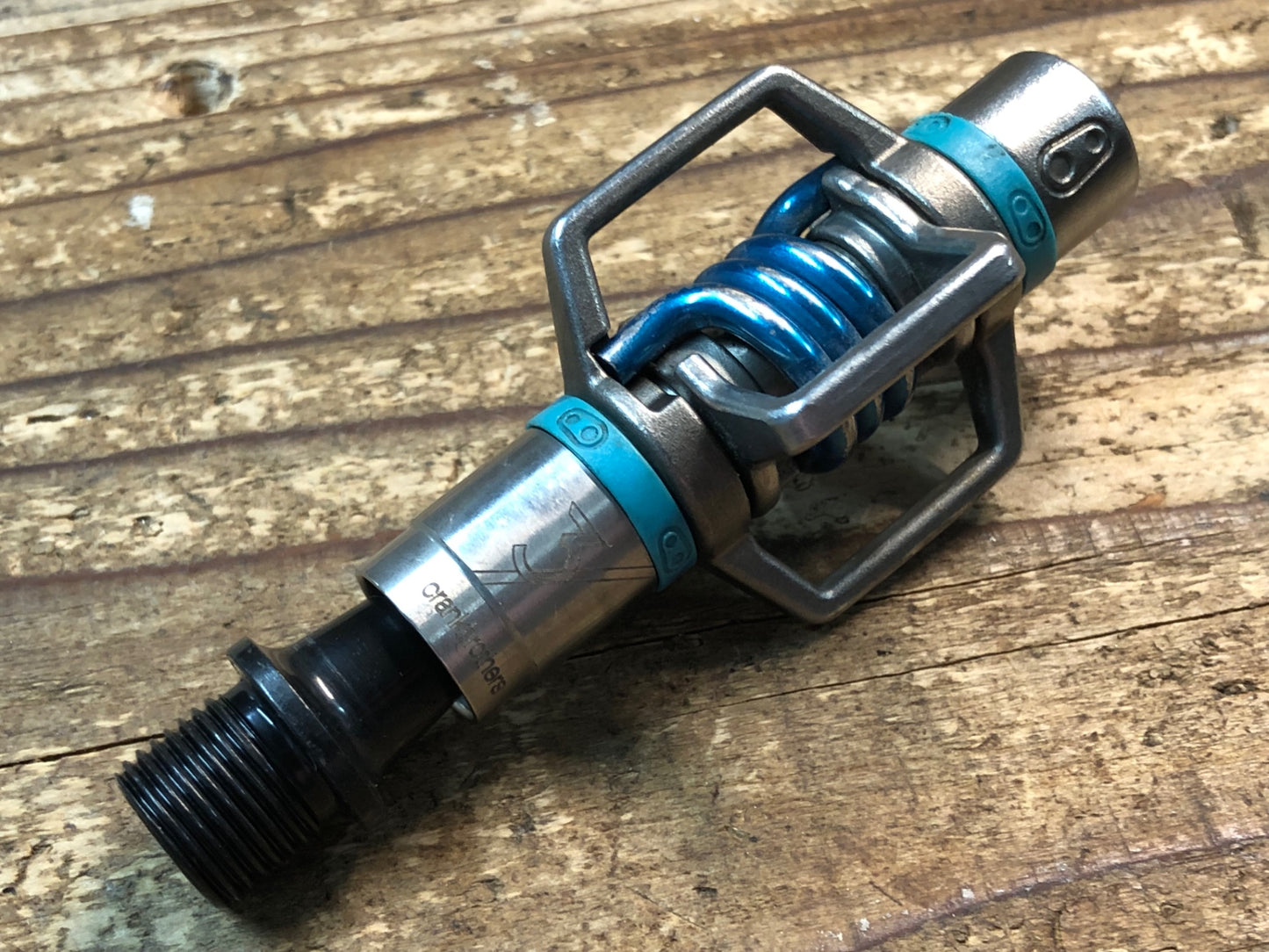 IX438 クランクブラザーズ CRANK BROTHERS エッグビーター EGG BEATER 3 ビンディングペダル 青