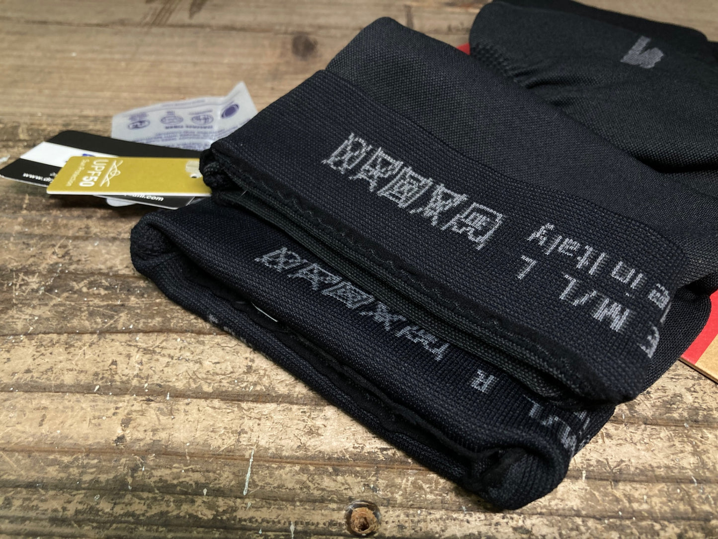 IY561 スペシャライズド SPECIALIZED SEAMLESS KNEE WARMER ニーウォーマー 黒 M/L