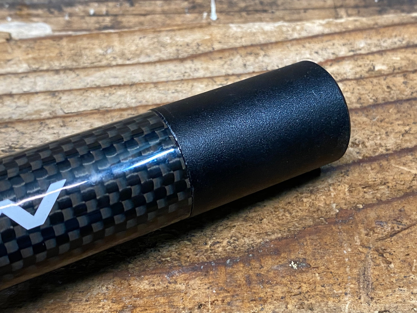 IP185 トライゴン TRIGON カーボン DHバー 実測190mm Φ22.2