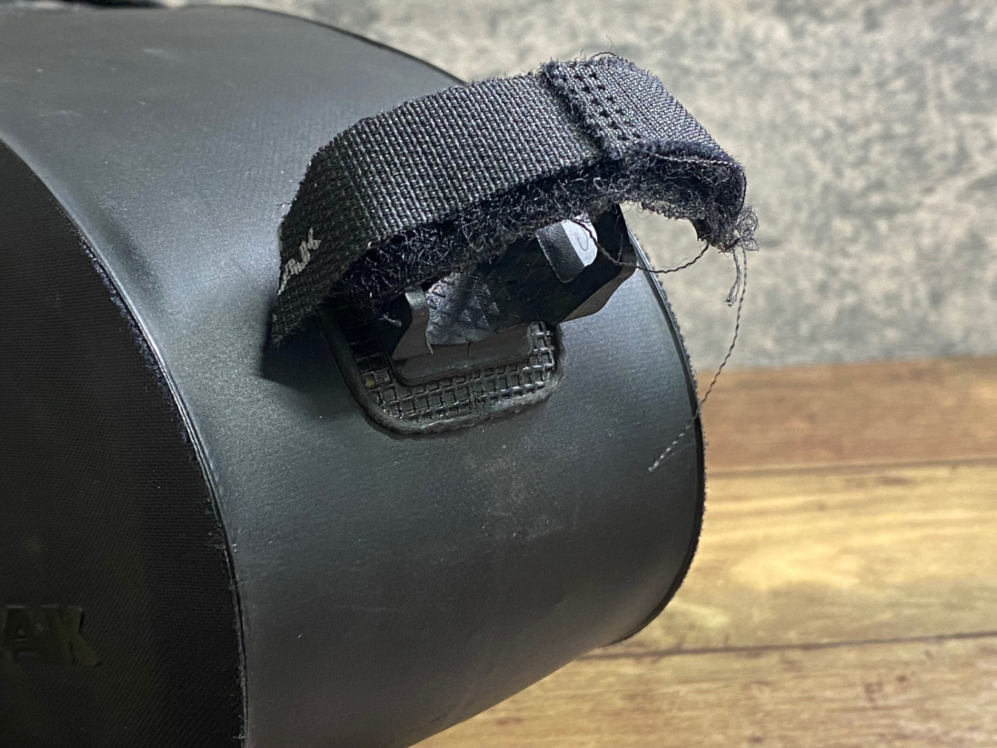 IZ025 トピーク TOPEAK ドライサドルバッグ ストラップマウント L 黒