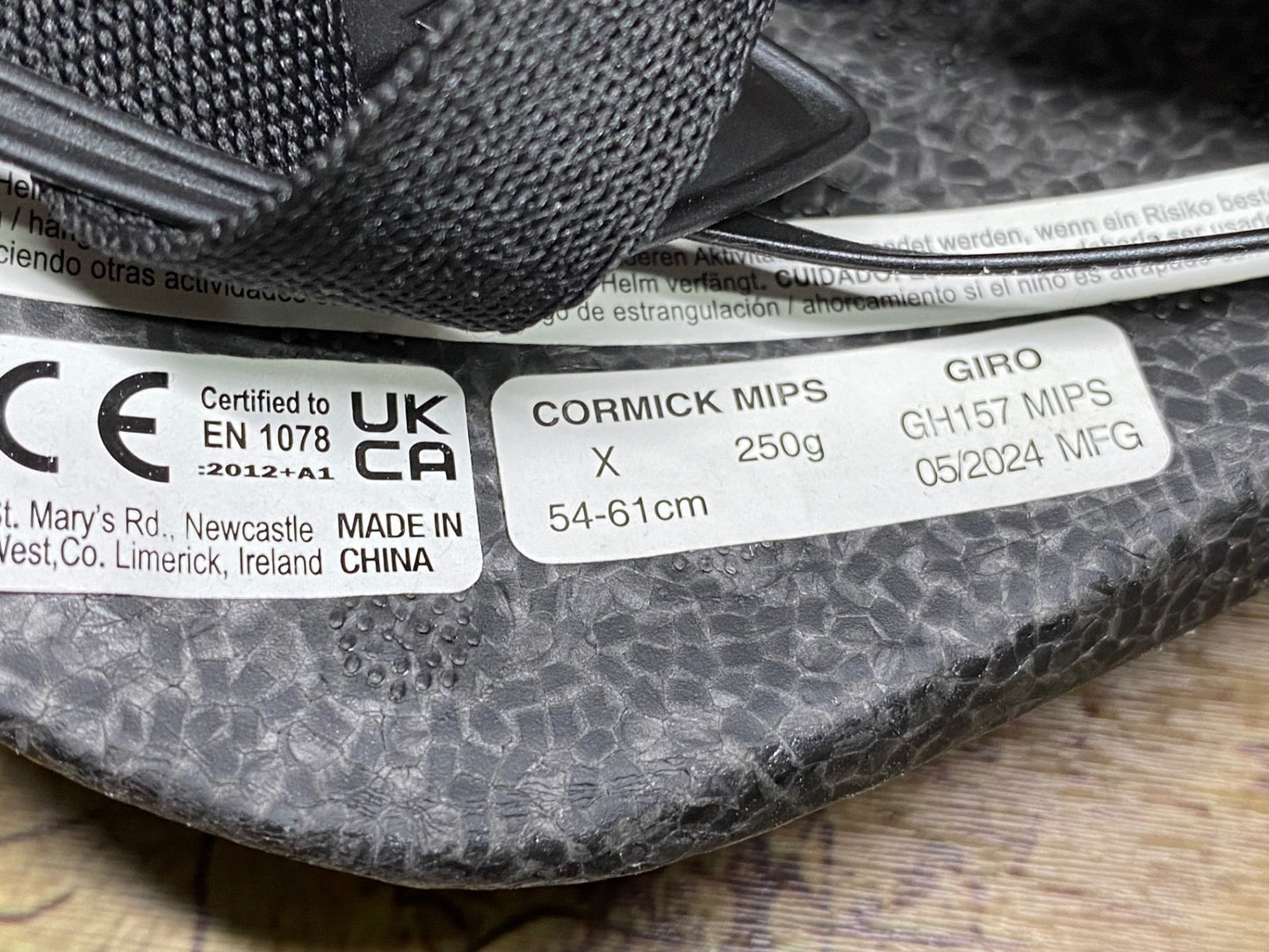 IW584 ジロ GIRO ジロコーミック ミップス CORMICK MIPS ヘルメット サイズ 54-61cm グレー 2024年4月製造