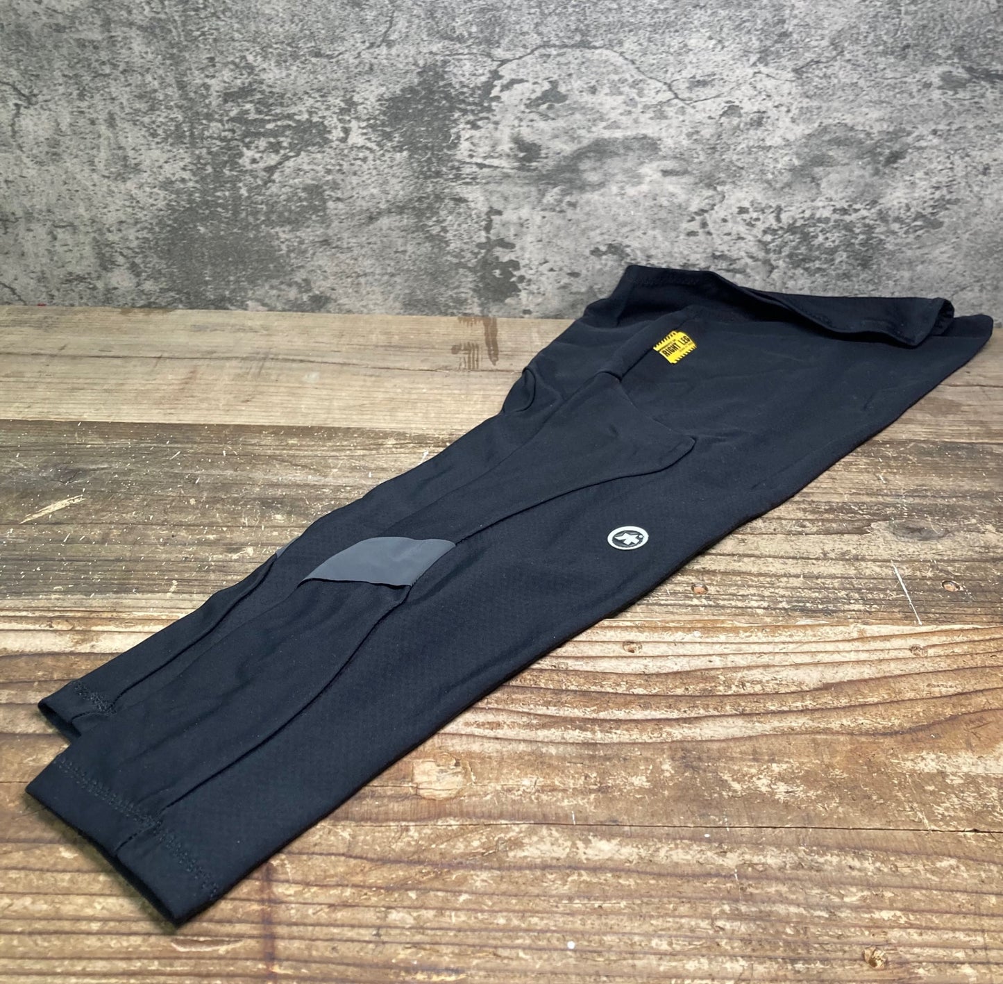 IU082 アソス assos レッグウォーマー 黒 SIZE1