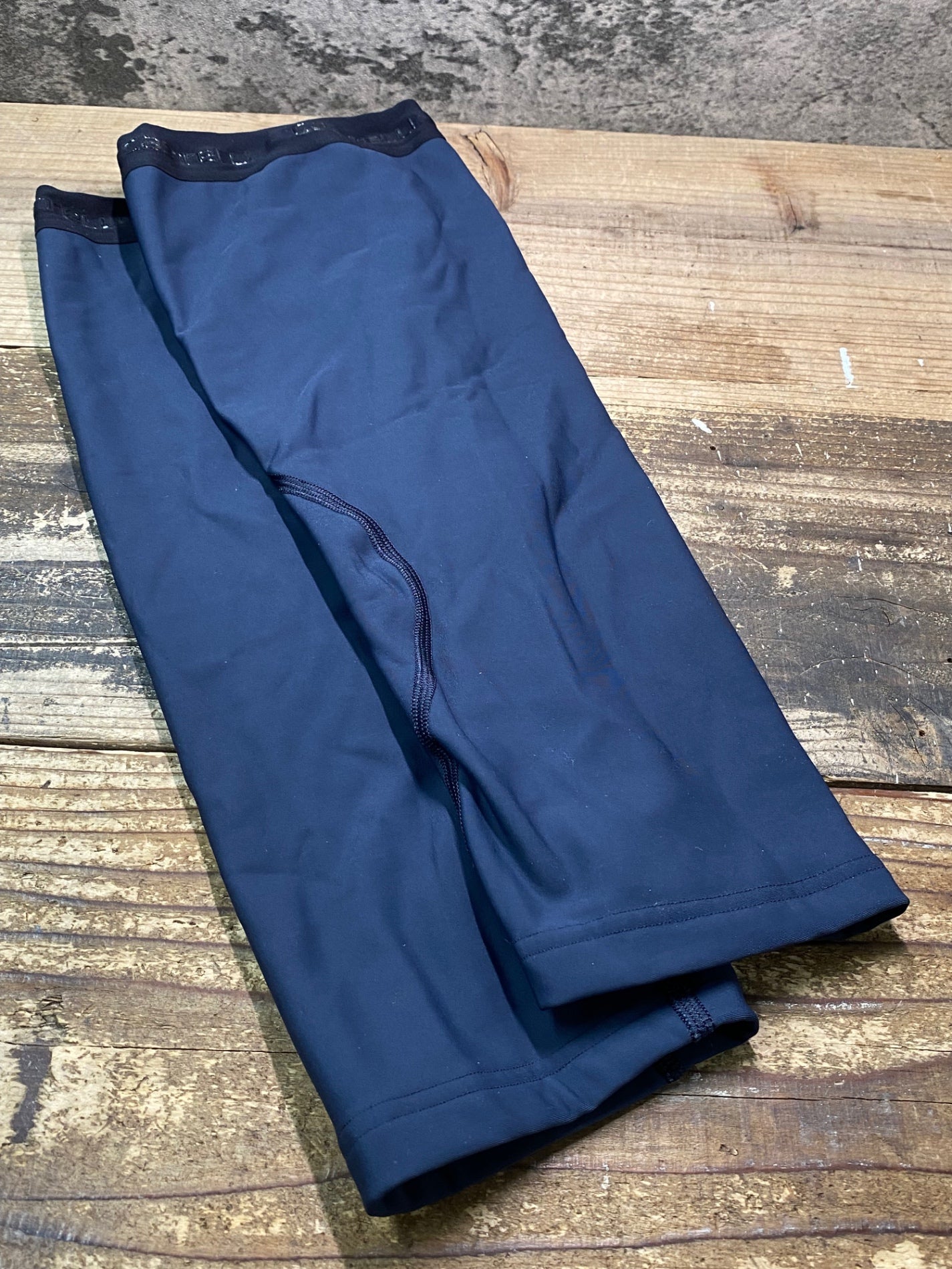 IY996 カステリ CASTELLI ニーウォーマー グレー M 裏起毛