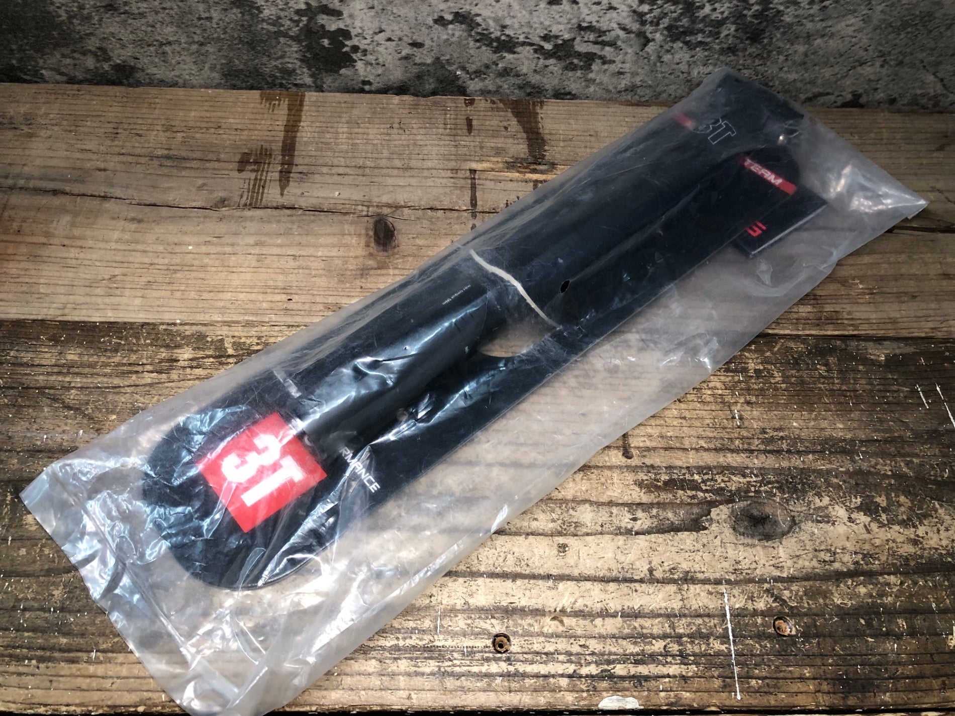 JA239 3T IONIC 0 TEAM stealth カーボンシートポスト Φ31.6