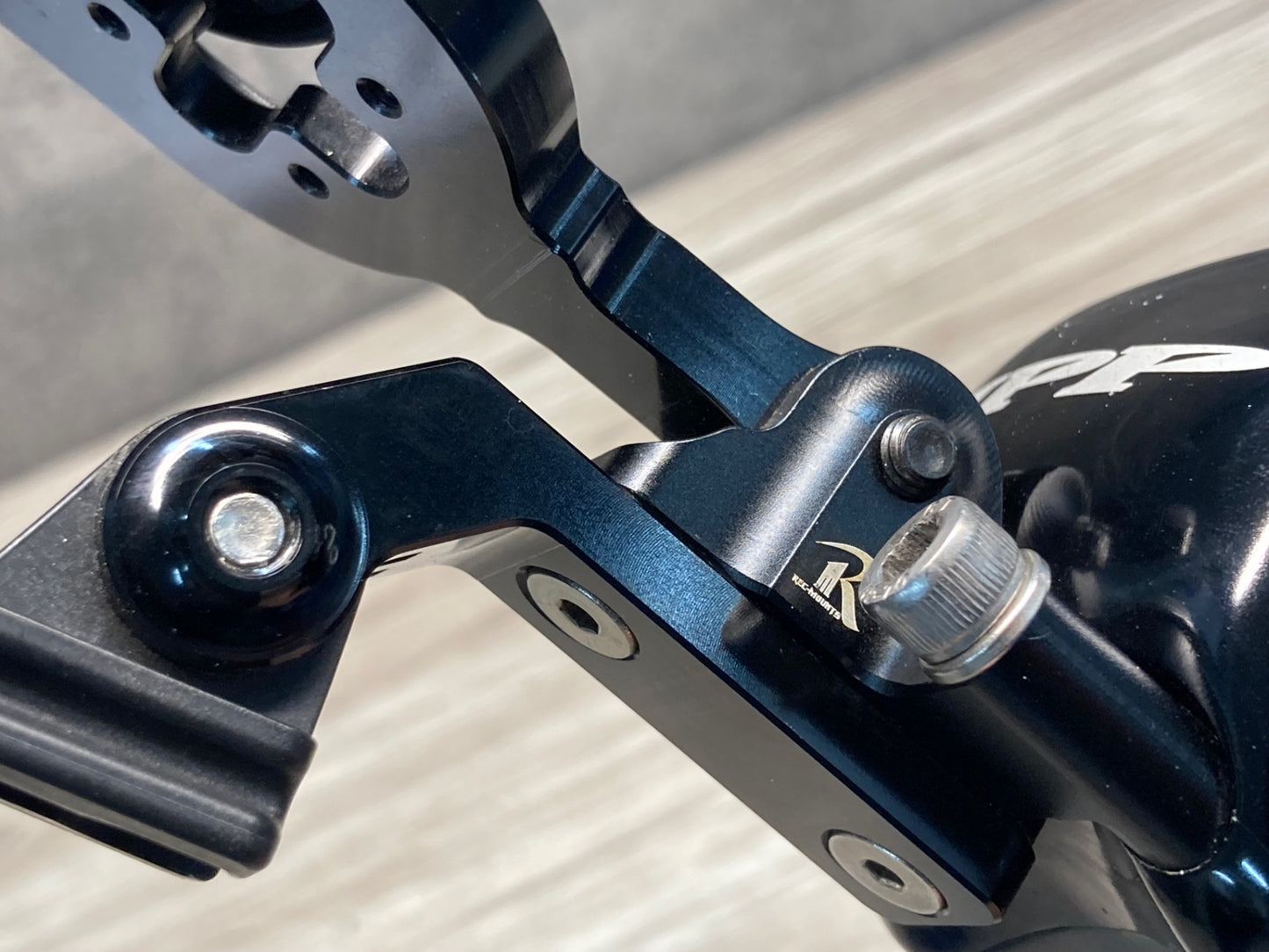IX138 ジップ ZIPP SL SPRINT カーボン ステム 100mm Φ31.8 OS 12° Rec-Mountベース付属カスタム ※コラム内側破損疑いのためジャンク