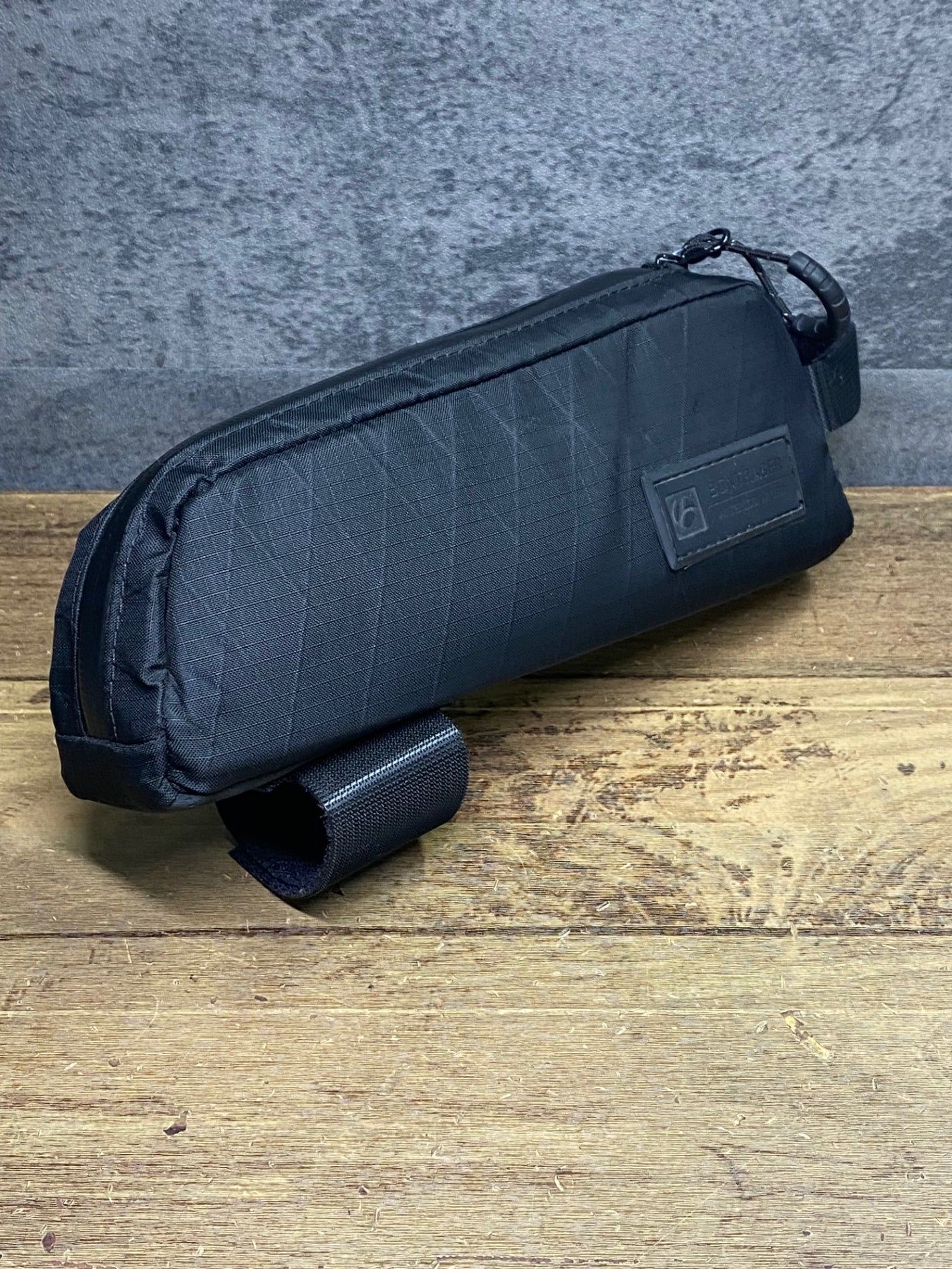 IV333 ボントレガー BONTRAGER ADVENTURE TOPTUBE BAG トップチューブバッグ 黒