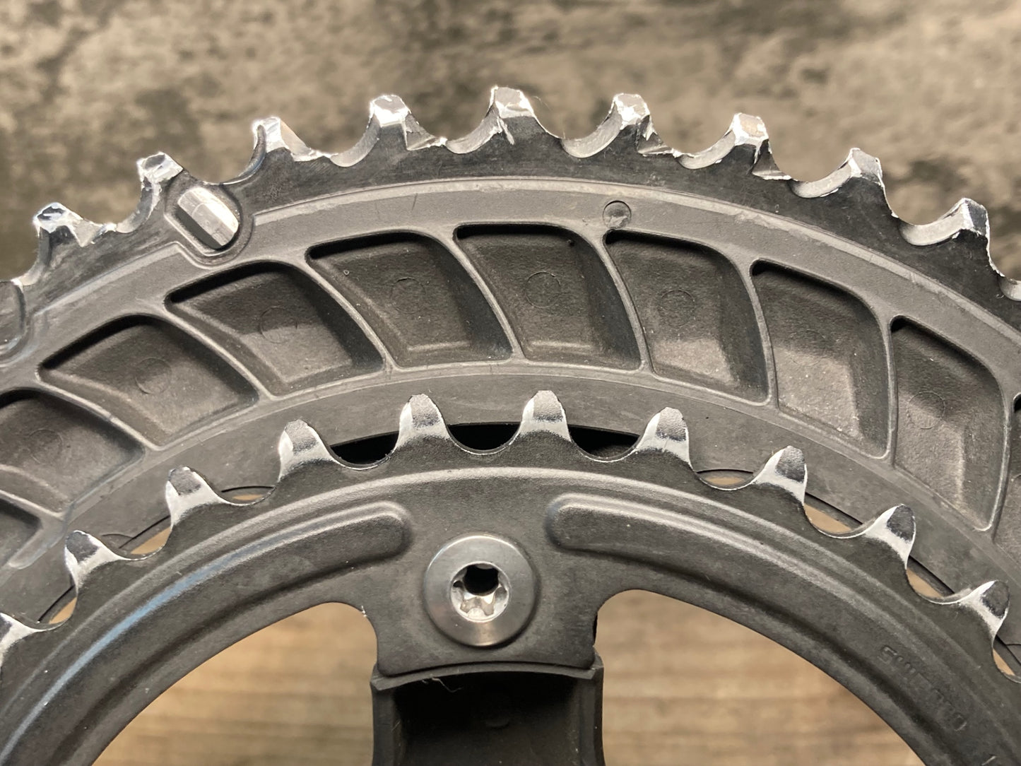IV157 シマノ SHIMANO 105 FC-R7000 クランクセット 52/36T 165mm
