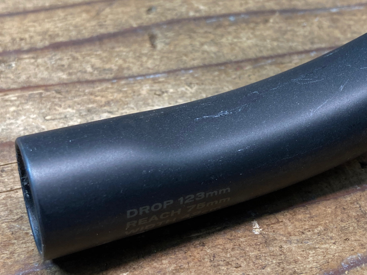 IR307 スペシャライズド SPECIALIZED エスワークス S-WORKS SHALLOW BEND カーボン ドロップハンドル 420mm