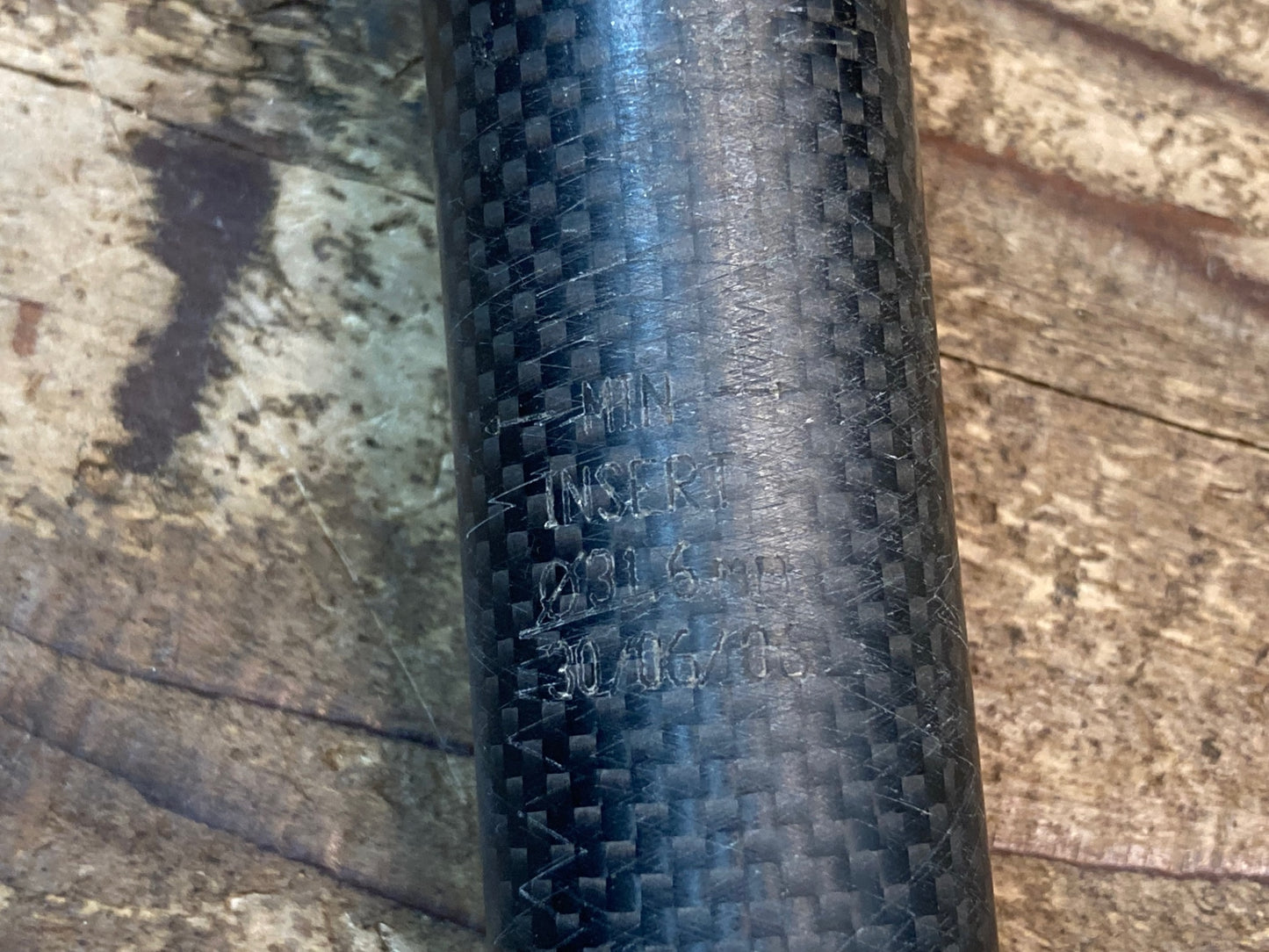 IH005 デダ DEDA MAGIC stick カーボン シートポスト Φ31.6 300mm