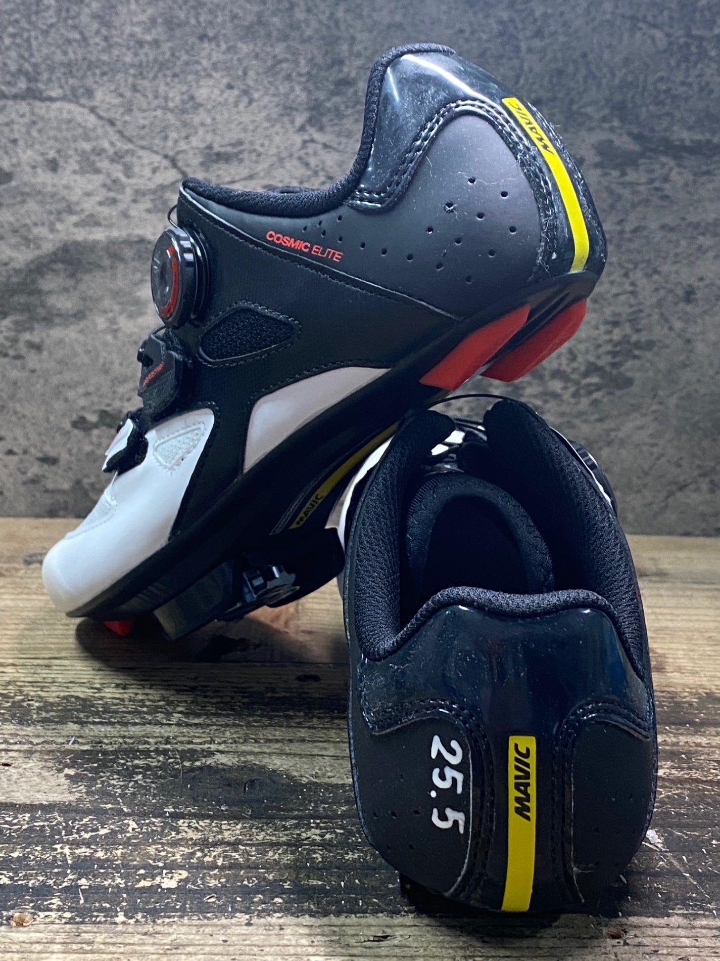 JC690 未使用品 マヴィック MAVIC COSMIC ELITE ビンディングシューズ 黒白 EU40 2/3 SPDアタッチメント ペン字あり